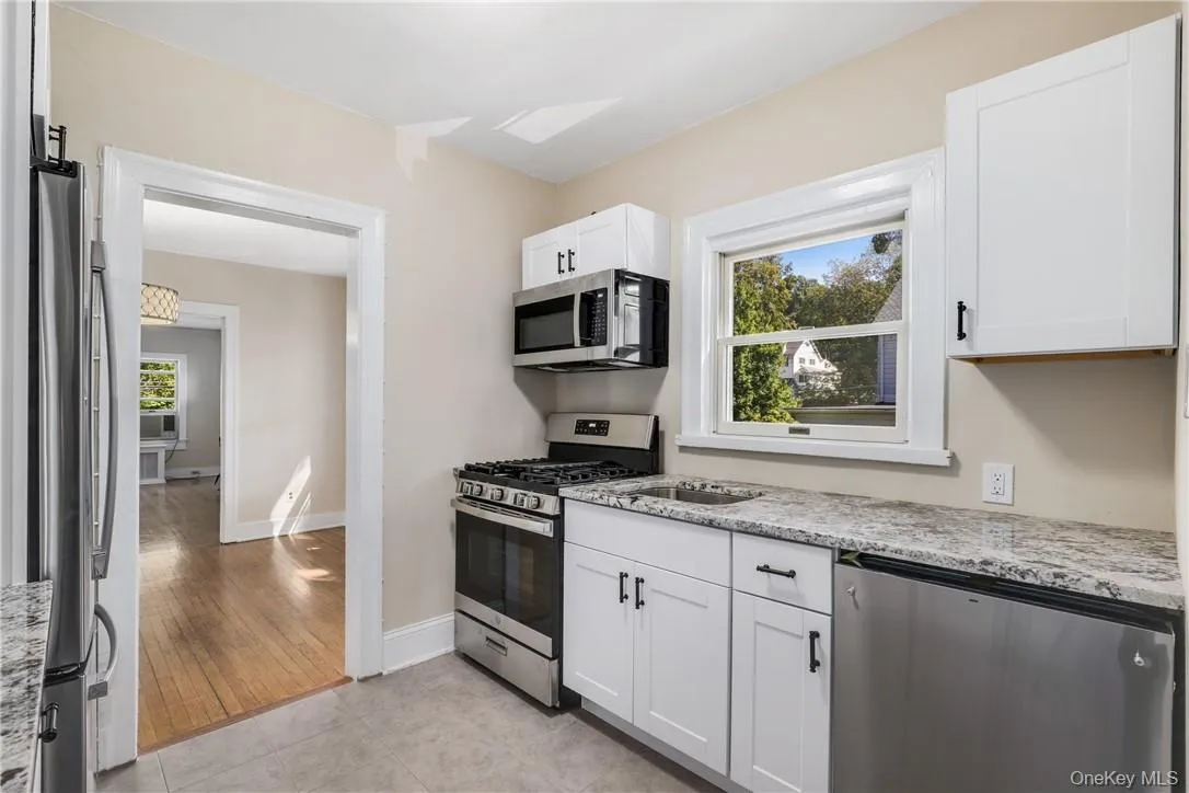 16 Terrace Place, Mount Kisco, NY, 3 Bedrooms Bedrooms, 5 Rooms Rooms,1 BathroomBathrooms,Residential Lease,For Rent,Terrace,0,981954 16 Terrace Place, Mount Kisco, NY, 3 Bedrooms Bedrooms, 5 Rooms Rooms,1 BathroomBathrooms,Residential Lease,For Rent,Terrace,0,981954