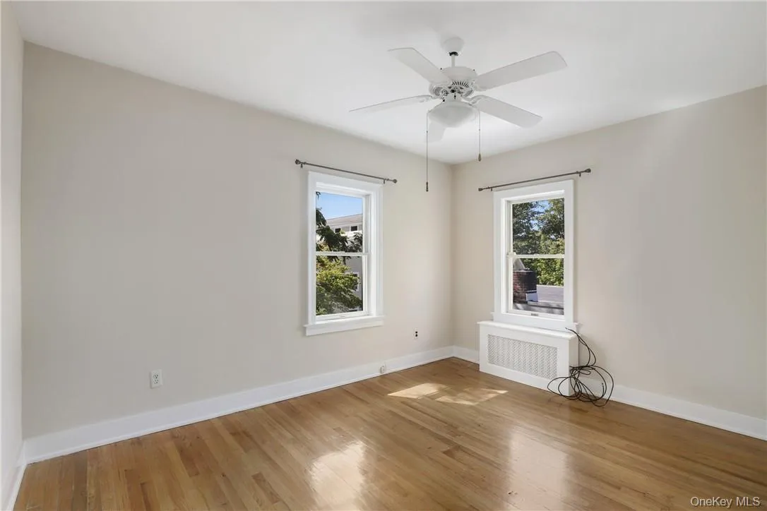 16 Terrace Place, Mount Kisco, NY, 3 Bedrooms Bedrooms, 5 Rooms Rooms,1 BathroomBathrooms,Residential Lease,For Rent,Terrace,0,981954 16 Terrace Place, Mount Kisco, NY, 3 Bedrooms Bedrooms, 5 Rooms Rooms,1 BathroomBathrooms,Residential Lease,For Rent,Terrace,0,981954