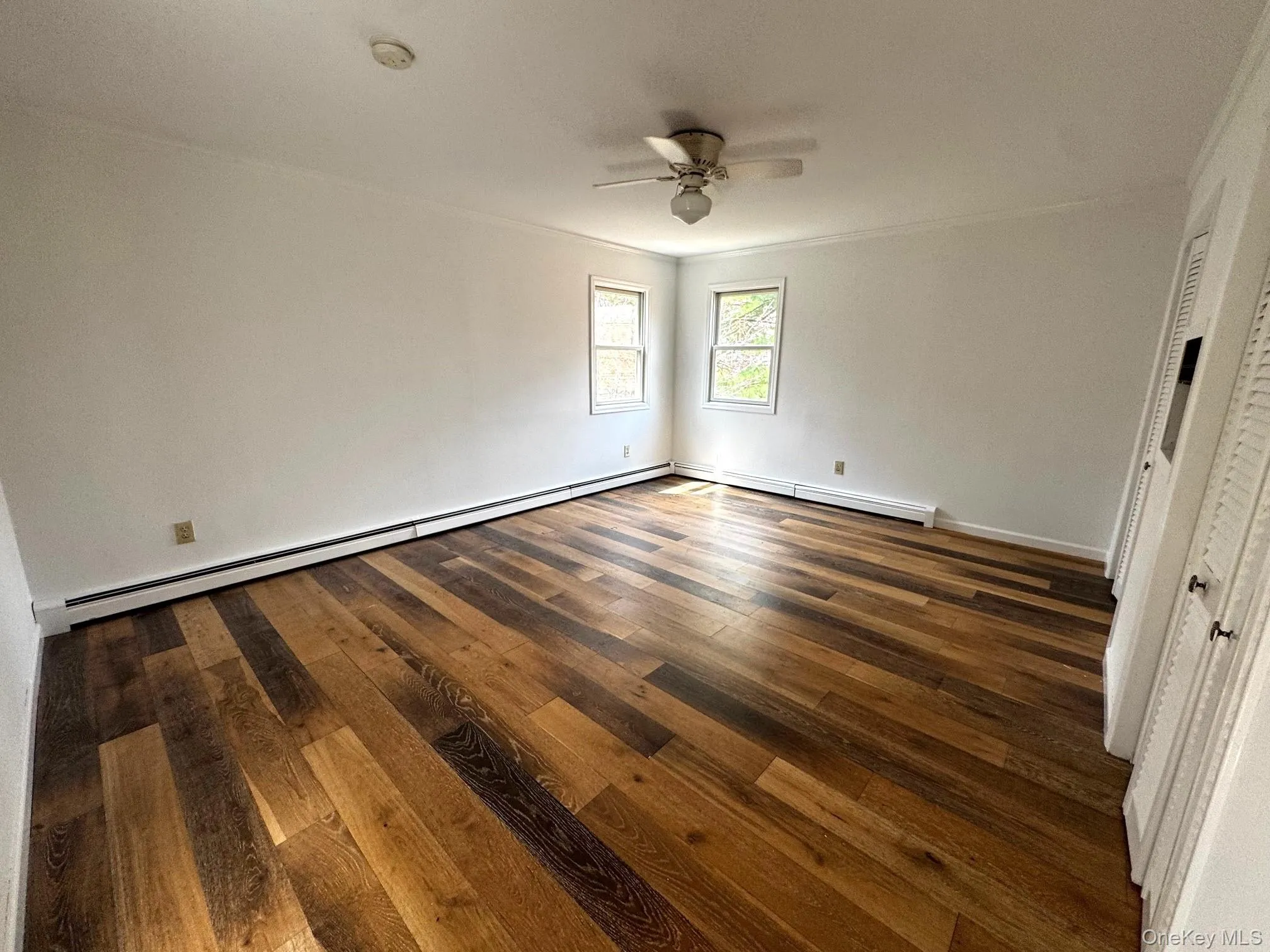 2581 Roanoke Avenue, Riverhead, NY, 3 Bedrooms Bedrooms, 7 Rooms Rooms,3 BathroomsBathrooms,Residential Lease,For Rent,Roanoke,0,981955 2581 Roanoke Avenue, Riverhead, NY, 3 Bedrooms Bedrooms, 7 Rooms Rooms,3 BathroomsBathrooms,Residential Lease,For Rent,Roanoke,0,981955