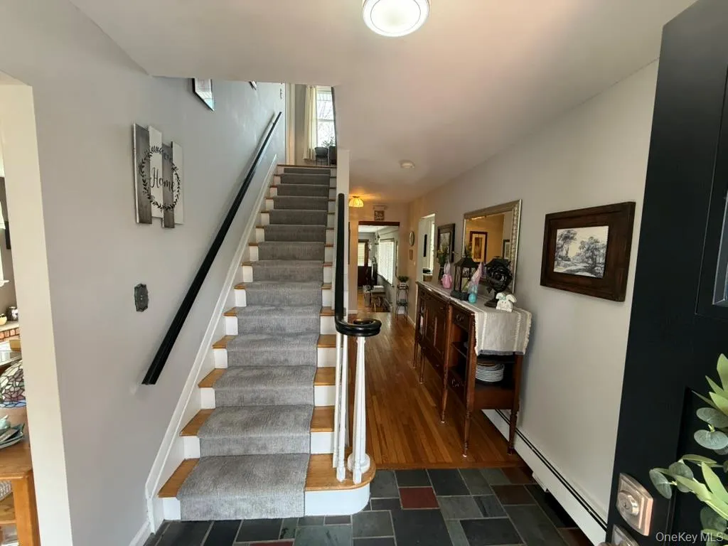 12 Knoll Crest, Brookhaven, NY, 4 Bedrooms Bedrooms, 8 Rooms Rooms,2 BathroomsBathrooms,Residential,For Rent,Knoll,0,981959 12 Knoll Crest, Brookhaven, NY, 4 Bedrooms Bedrooms, 8 Rooms Rooms,2 BathroomsBathrooms,Residential,For Rent,Knoll,0,981959