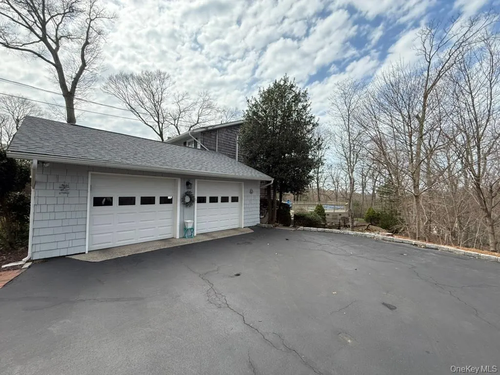 12 Knoll Crest, Brookhaven, NY, 4 Bedrooms Bedrooms, 8 Rooms Rooms,2 BathroomsBathrooms,Residential,For Rent,Knoll,0,981959 12 Knoll Crest, Brookhaven, NY, 4 Bedrooms Bedrooms, 8 Rooms Rooms,2 BathroomsBathrooms,Residential,For Rent,Knoll,0,981959