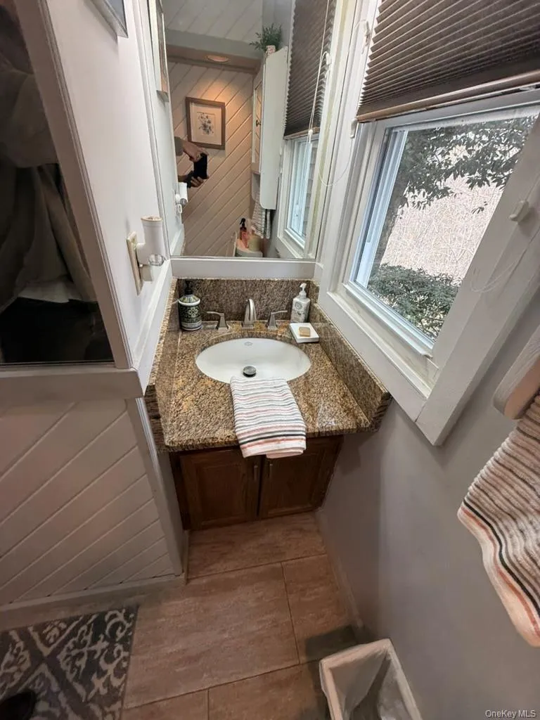 12 Knoll Crest, Brookhaven, NY, 4 Bedrooms Bedrooms, 8 Rooms Rooms,2 BathroomsBathrooms,Residential,For Rent,Knoll,0,981959 12 Knoll Crest, Brookhaven, NY, 4 Bedrooms Bedrooms, 8 Rooms Rooms,2 BathroomsBathrooms,Residential,For Rent,Knoll,0,981959