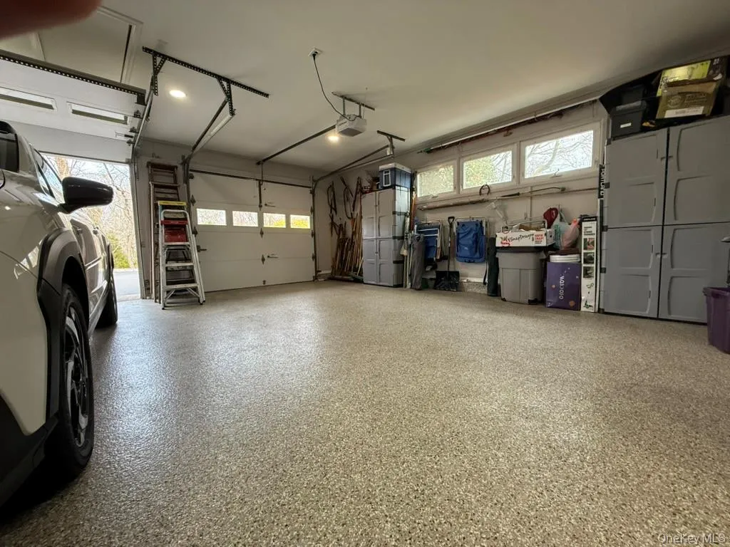 12 Knoll Crest, Brookhaven, NY, 4 Bedrooms Bedrooms, 8 Rooms Rooms,2 BathroomsBathrooms,Residential,For Rent,Knoll,0,981959 12 Knoll Crest, Brookhaven, NY, 4 Bedrooms Bedrooms, 8 Rooms Rooms,2 BathroomsBathrooms,Residential,For Rent,Knoll,0,981959