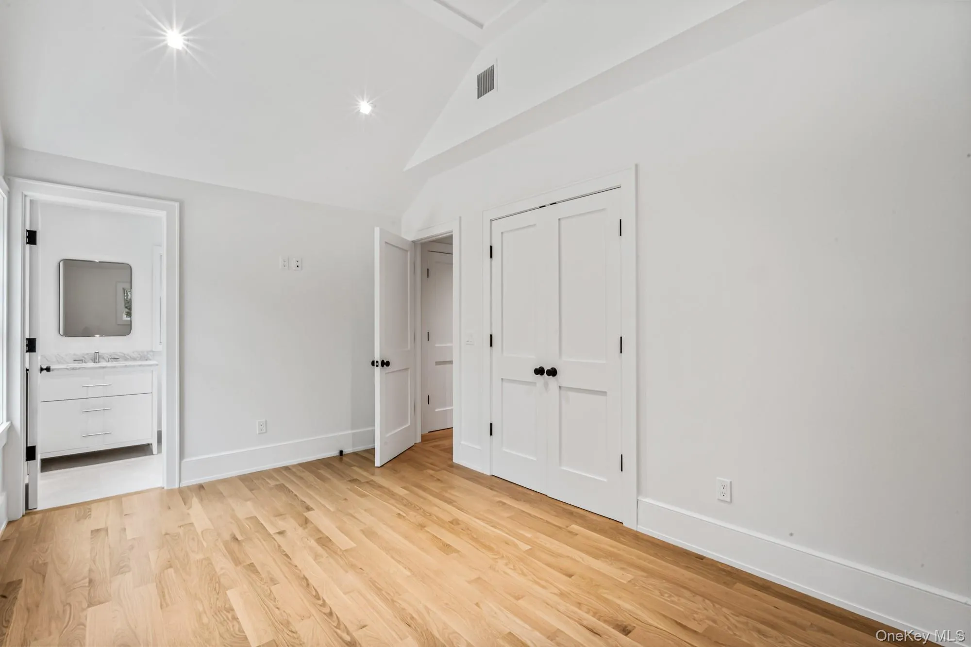36 Jagger Lane, Southampton, NY, 4 Bedrooms Bedrooms, 10 Rooms Rooms,5 BathroomsBathrooms,Residential,For Rent,Jagger,0,981963 36 Jagger Lane, Southampton, NY, 4 Bedrooms Bedrooms, 10 Rooms Rooms,5 BathroomsBathrooms,Residential,For Rent,Jagger,0,981963