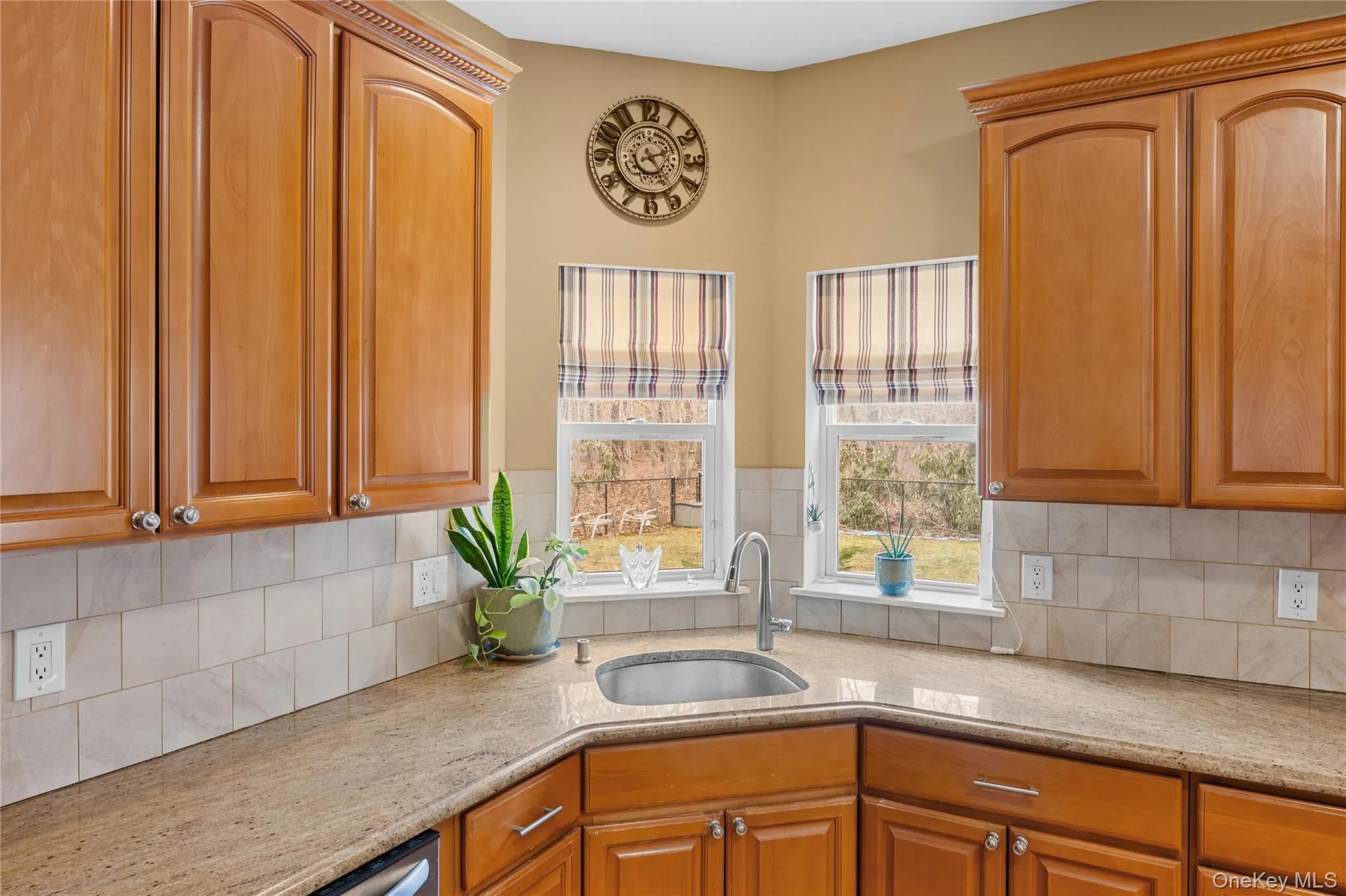287 Dayton Avenue, Brookhaven, NY, 5 Bedrooms Bedrooms, 10 Rooms Rooms,2 BathroomsBathrooms,Residential,For Rent,Dayton,0,KEY981965 287 Dayton Avenue, Brookhaven, NY, 5 Bedrooms Bedrooms, 10 Rooms Rooms,2 BathroomsBathrooms,Residential,For Rent,Dayton,0,KEY981965