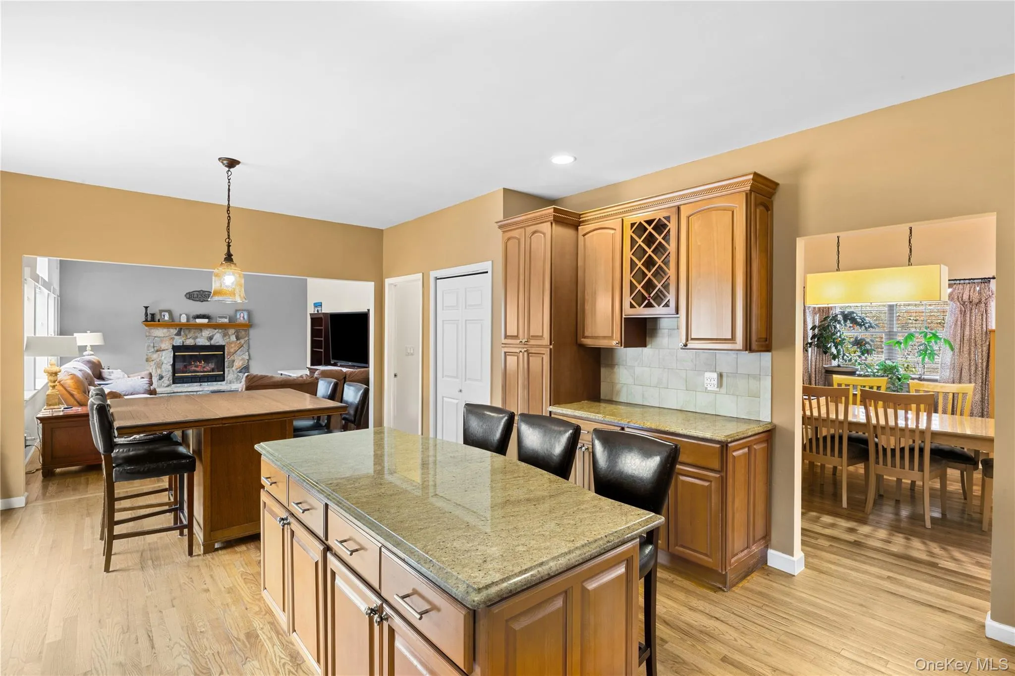 287 Dayton Avenue, Brookhaven, NY, 5 Bedrooms Bedrooms, 10 Rooms Rooms,2 BathroomsBathrooms,Residential,For Rent,Dayton,0,KEY981965 287 Dayton Avenue, Brookhaven, NY, 5 Bedrooms Bedrooms, 10 Rooms Rooms,2 BathroomsBathrooms,Residential,For Rent,Dayton,0,KEY981965