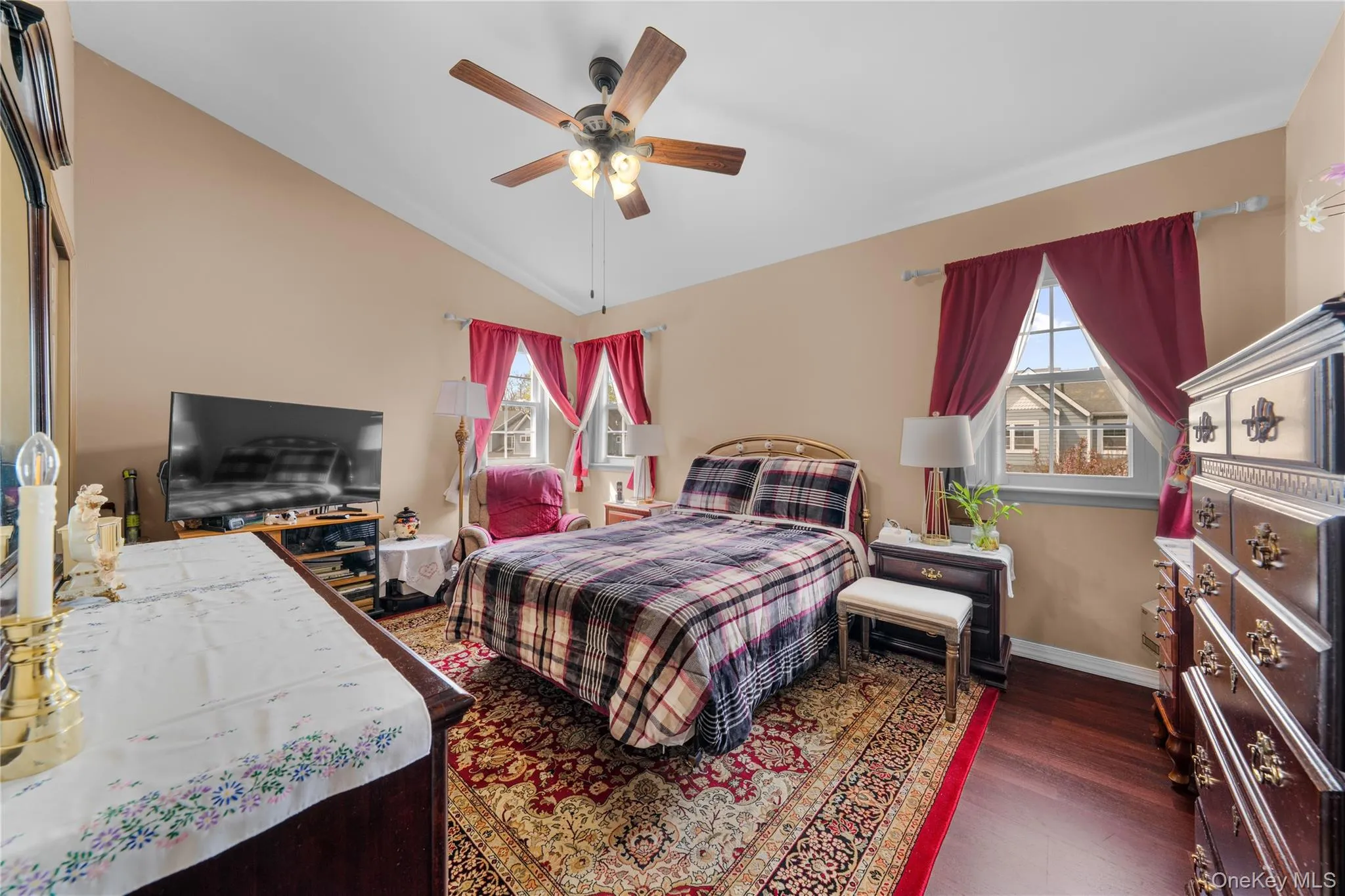 1 Clubhouse Circle, Islip, NY, 3 Bedrooms Bedrooms, 11 Rooms Rooms,3 BathroomsBathrooms,Residential,For Rent,Clubhouse,0,981969 1 Clubhouse Circle, Islip, NY, 3 Bedrooms Bedrooms, 11 Rooms Rooms,3 BathroomsBathrooms,Residential,For Rent,Clubhouse,0,981969