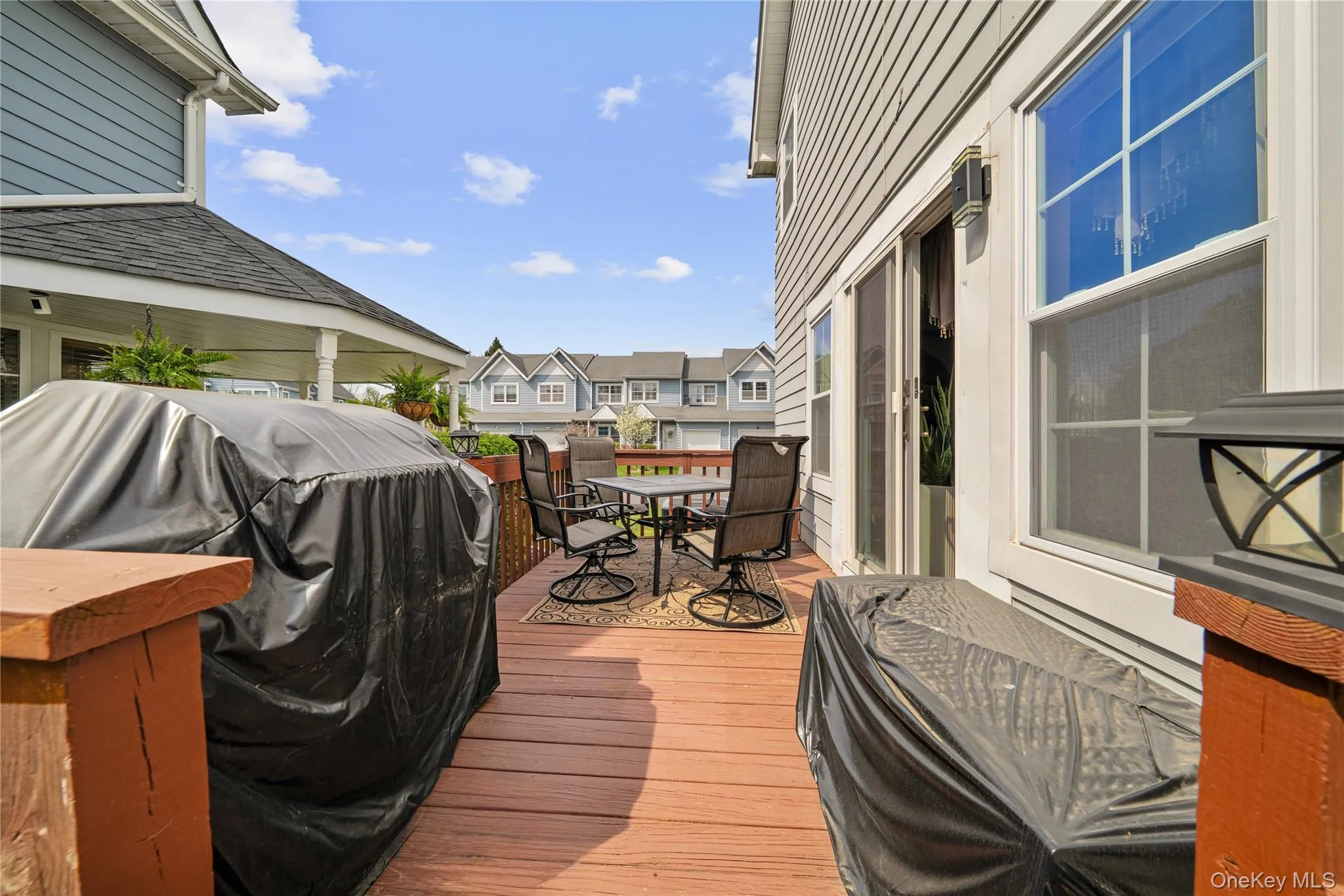 1 Clubhouse Circle, Islip, NY, 3 Bedrooms Bedrooms, 11 Rooms Rooms,3 BathroomsBathrooms,Residential,For Rent,Clubhouse,0,981969 1 Clubhouse Circle, Islip, NY, 3 Bedrooms Bedrooms, 11 Rooms Rooms,3 BathroomsBathrooms,Residential,For Rent,Clubhouse,0,981969