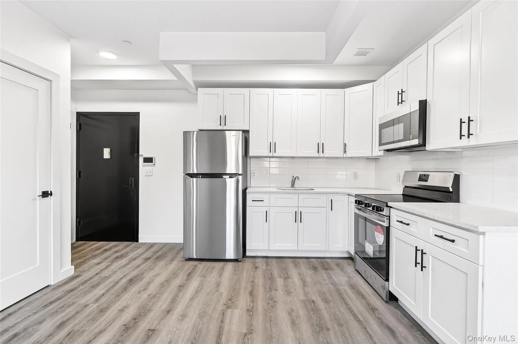 2043 Webster Avenue, New York, NY, 1 Bedroom Bedrooms, 3 Rooms Rooms,1 BathroomBathrooms,Residential Lease,For Rent,Webster,0,981977 2043 Webster Avenue, New York, NY, 1 Bedroom Bedrooms, 3 Rooms Rooms,1 BathroomBathrooms,Residential Lease,For Rent,Webster,0,981977