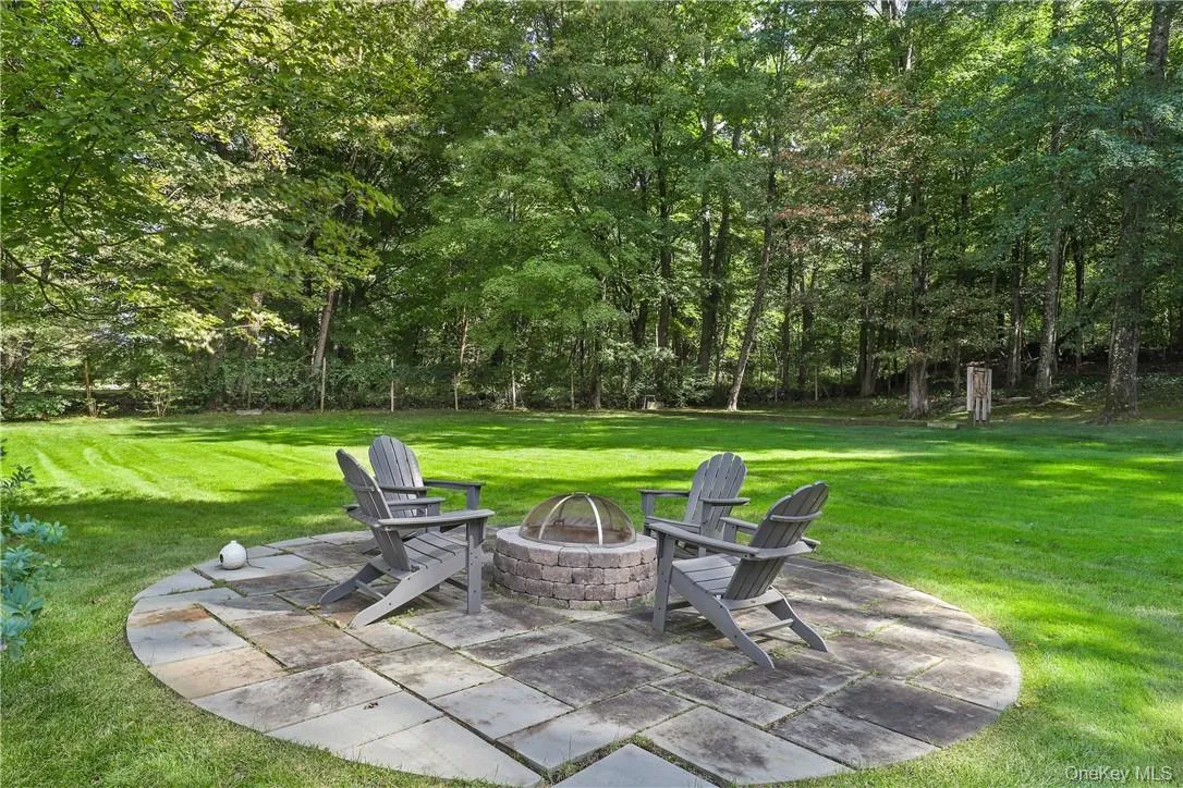 16 Old Logging Road, Pound Ridge, NY, 4 Bedrooms Bedrooms, 9 Rooms Rooms,4 BathroomsBathrooms,Residential,For Rent,Old Logging,0,981979 16 Old Logging Road, Pound Ridge, NY, 4 Bedrooms Bedrooms, 9 Rooms Rooms,4 BathroomsBathrooms,Residential,For Rent,Old Logging,0,981979