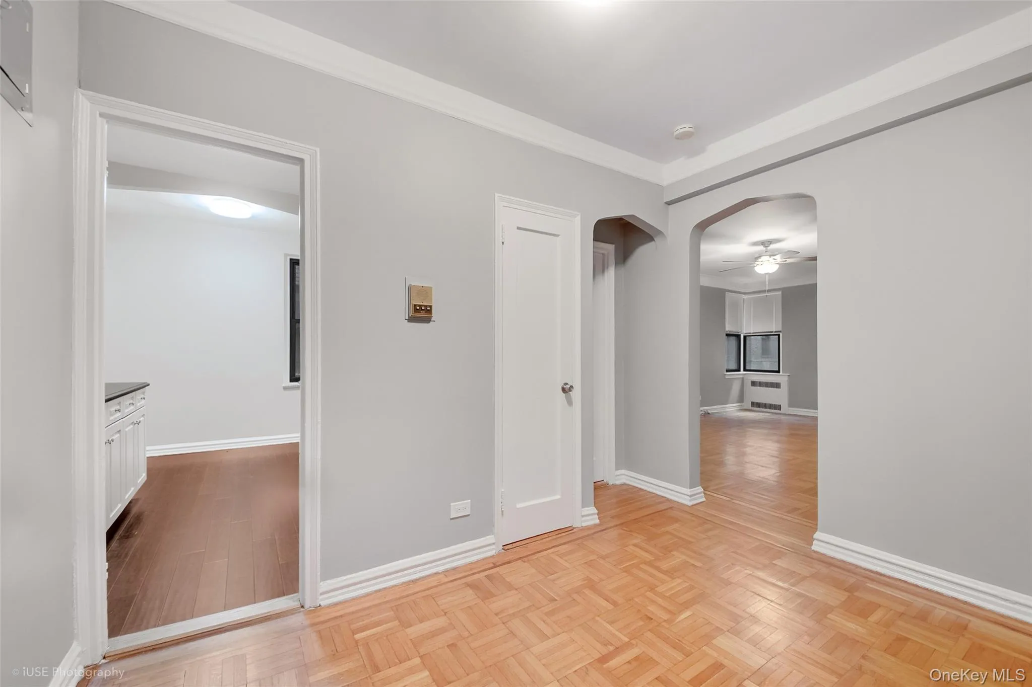 41-09 41st Street, New York, NY, 2 Rooms Rooms,1 BathroomBathrooms,Residential,For Rent,41st,0,981981 41-09 41st Street, New York, NY, 2 Rooms Rooms,1 BathroomBathrooms,Residential,For Rent,41st,0,981981