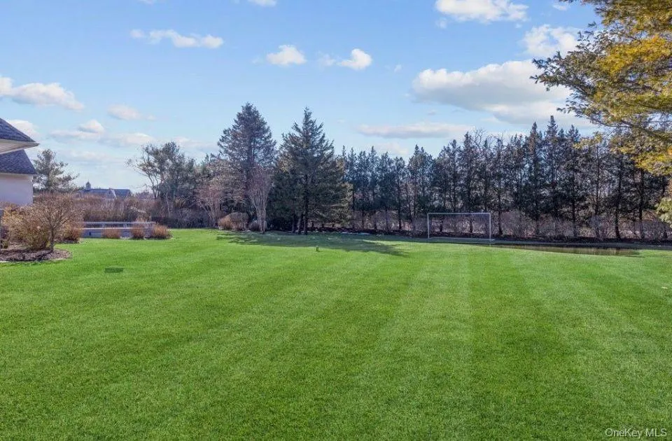 582 Hayground Road, East Hampton, NY, 4 Bedrooms Bedrooms, 10 Rooms Rooms,3 BathroomsBathrooms,Residential Lease,For Rent,Hayground,0,982002 582 Hayground Road, East Hampton, NY, 4 Bedrooms Bedrooms, 10 Rooms Rooms,3 BathroomsBathrooms,Residential Lease,For Rent,Hayground,0,982002