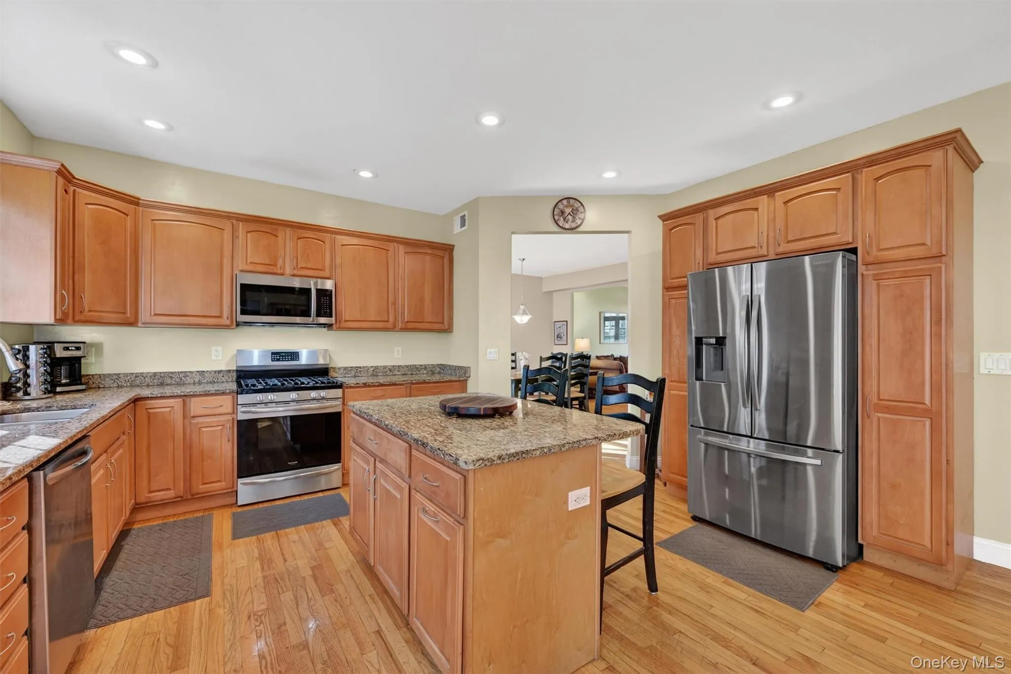 47 Willets Way, Newburgh (town), NY, 4 Bedrooms Bedrooms, 9 Rooms Rooms,3 BathroomsBathrooms,Residential,For Rent,Willets,0,982005 47 Willets Way, Newburgh (town), NY, 4 Bedrooms Bedrooms, 9 Rooms Rooms,3 BathroomsBathrooms,Residential,For Rent,Willets,0,982005