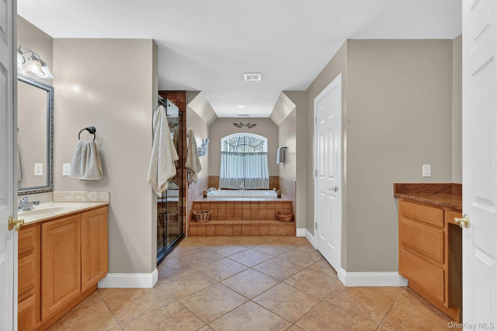 47 Willets Way, Newburgh (town), NY, 4 Bedrooms Bedrooms, 9 Rooms Rooms,3 BathroomsBathrooms,Residential,For Rent,Willets,0,982005 47 Willets Way, Newburgh (town), NY, 4 Bedrooms Bedrooms, 9 Rooms Rooms,3 BathroomsBathrooms,Residential,For Rent,Willets,0,982005