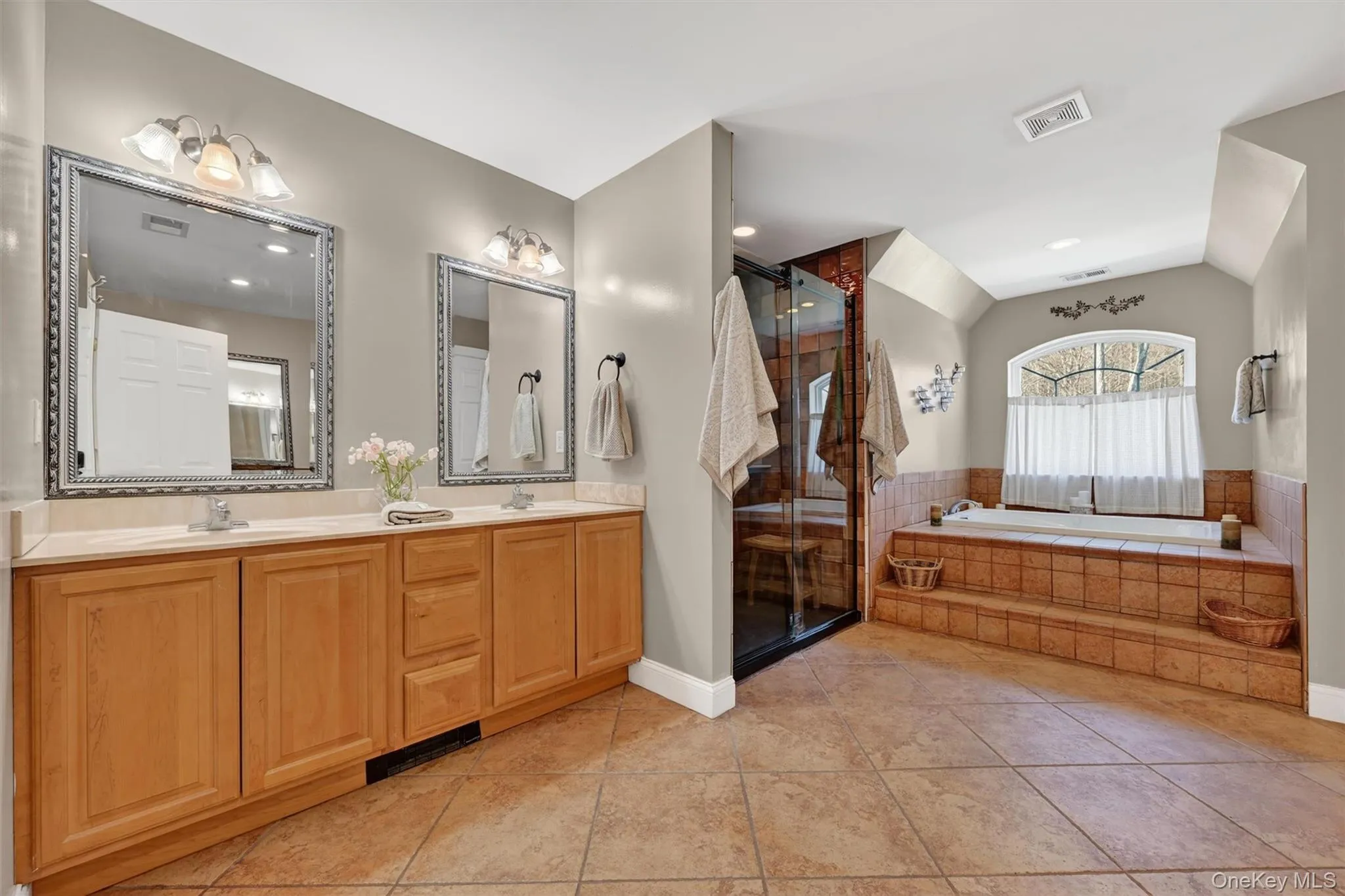 47 Willets Way, Newburgh (town), NY, 4 Bedrooms Bedrooms, 9 Rooms Rooms,3 BathroomsBathrooms,Residential,For Rent,Willets,0,982005 47 Willets Way, Newburgh (town), NY, 4 Bedrooms Bedrooms, 9 Rooms Rooms,3 BathroomsBathrooms,Residential,For Rent,Willets,0,982005
