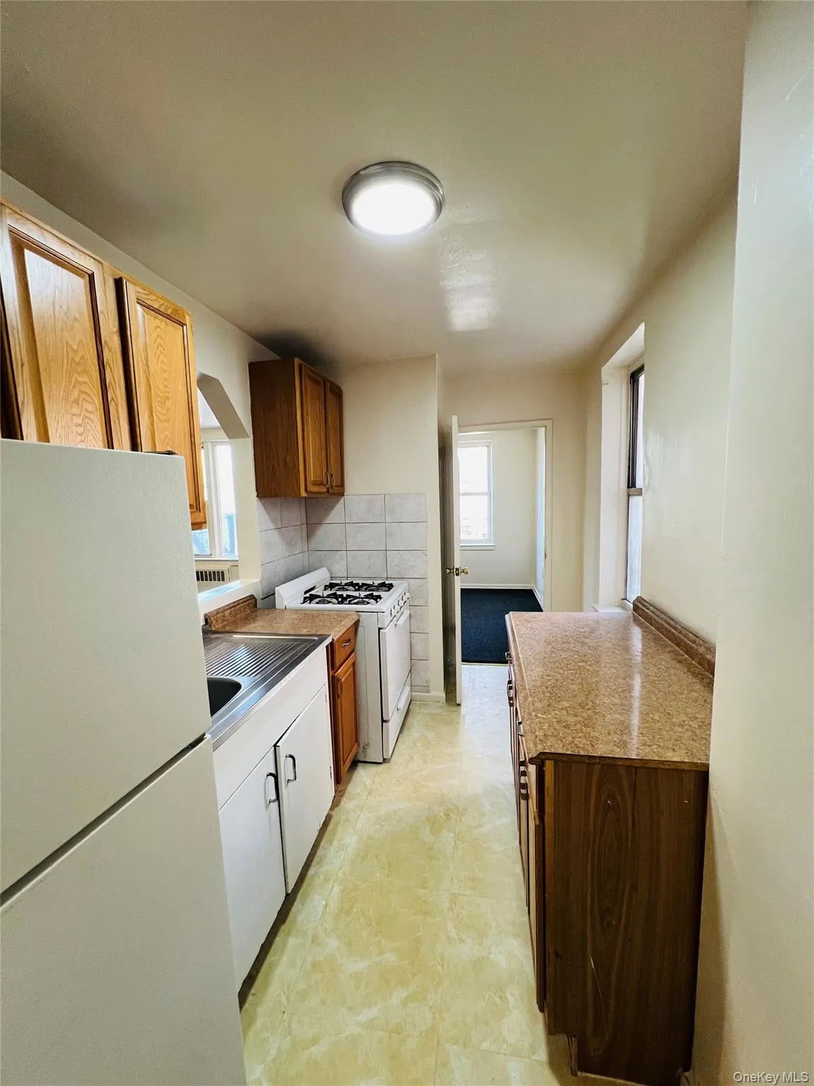 2385 Barker Avenue, New York, NY, 2 Bedrooms Bedrooms, 4 Rooms Rooms,1 BathroomBathrooms,Residential,For Rent,Barker,0,982010 2385 Barker Avenue, New York, NY, 2 Bedrooms Bedrooms, 4 Rooms Rooms,1 BathroomBathrooms,Residential,For Rent,Barker,0,982010