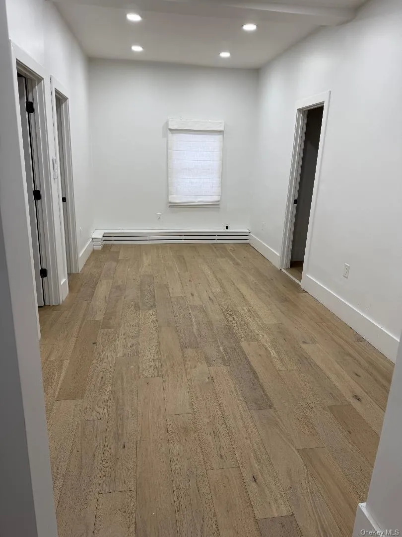 3939 Crescent Street, New York, NY, 6 Bedrooms Bedrooms, 12 Rooms Rooms,4 BathroomsBathrooms,Residential Lease,For Rent,Crescent,0,982014 3939 Crescent Street, New York, NY, 6 Bedrooms Bedrooms, 12 Rooms Rooms,4 BathroomsBathrooms,Residential Lease,For Rent,Crescent,0,982014