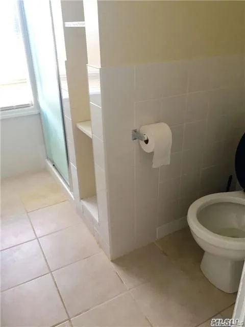 220-21 94th Avenue, New York, NY, 3 Bedrooms Bedrooms, 6 Rooms Rooms,1 BathroomBathrooms,Residential Lease,For Rent,94th,0,982029 220-21 94th Avenue, New York, NY, 3 Bedrooms Bedrooms, 6 Rooms Rooms,1 BathroomBathrooms,Residential Lease,For Rent,94th,0,982029