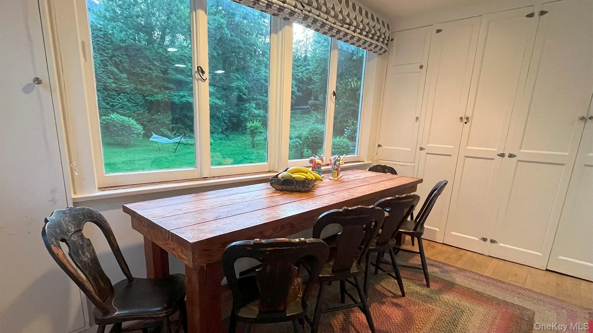 Eat in kitchen with lovely views over the garden Eat in kitchen with lovely views over the garden