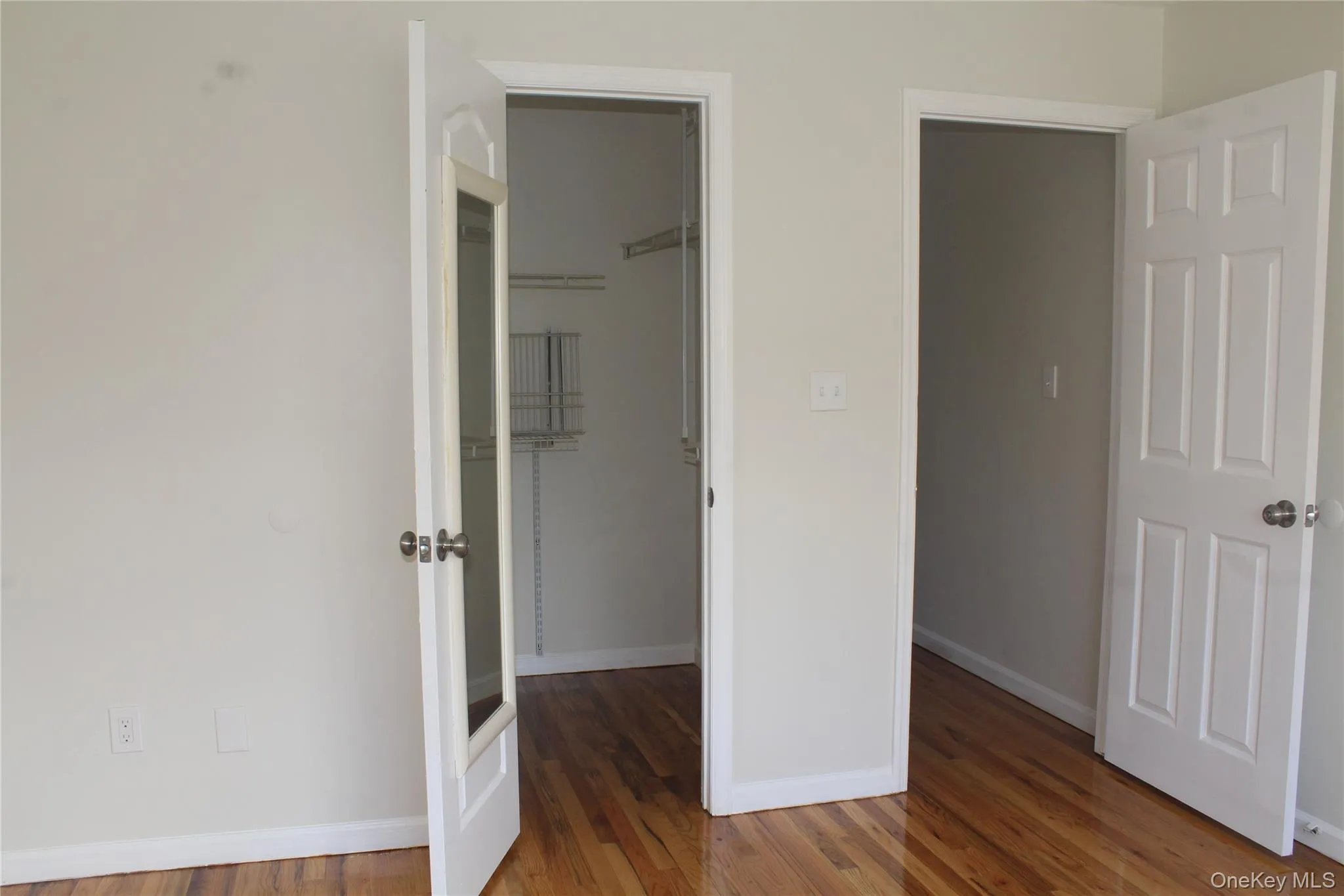 274 Robinson Avenue, New York, NY, 3 Bedrooms Bedrooms, 6 Rooms Rooms,2 BathroomsBathrooms,Residential Lease,For Rent,Robinson,0,982063 274 Robinson Avenue, New York, NY, 3 Bedrooms Bedrooms, 6 Rooms Rooms,2 BathroomsBathrooms,Residential Lease,For Rent,Robinson,0,982063