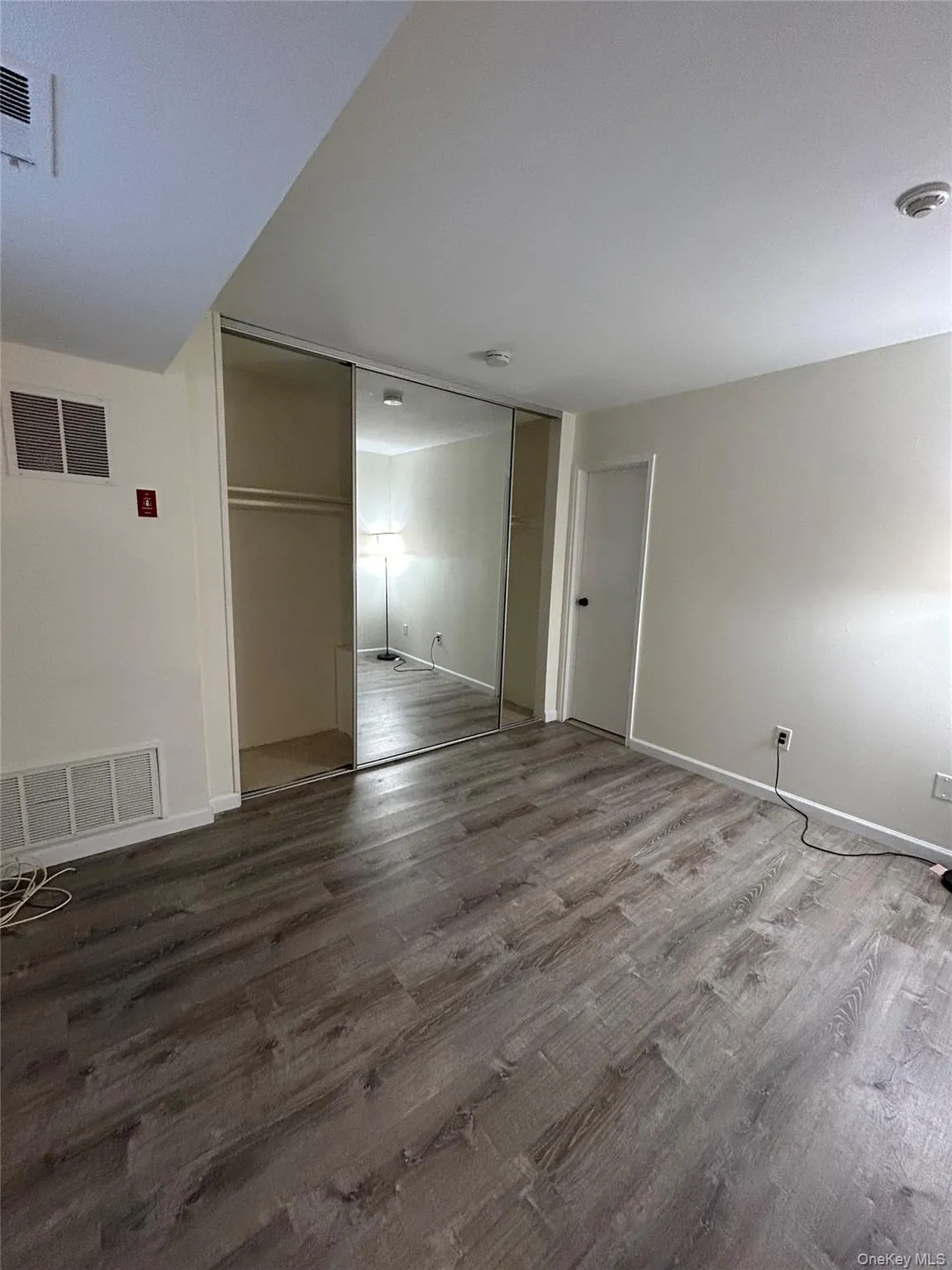 37 El Comino, Brookhaven, NY, 1 Bedroom Bedrooms, 4 Rooms Rooms,1 BathroomBathrooms,Residential Lease,For Rent,El Comino,0,982069 37 El Comino, Brookhaven, NY, 1 Bedroom Bedrooms, 4 Rooms Rooms,1 BathroomBathrooms,Residential Lease,For Rent,El Comino,0,982069