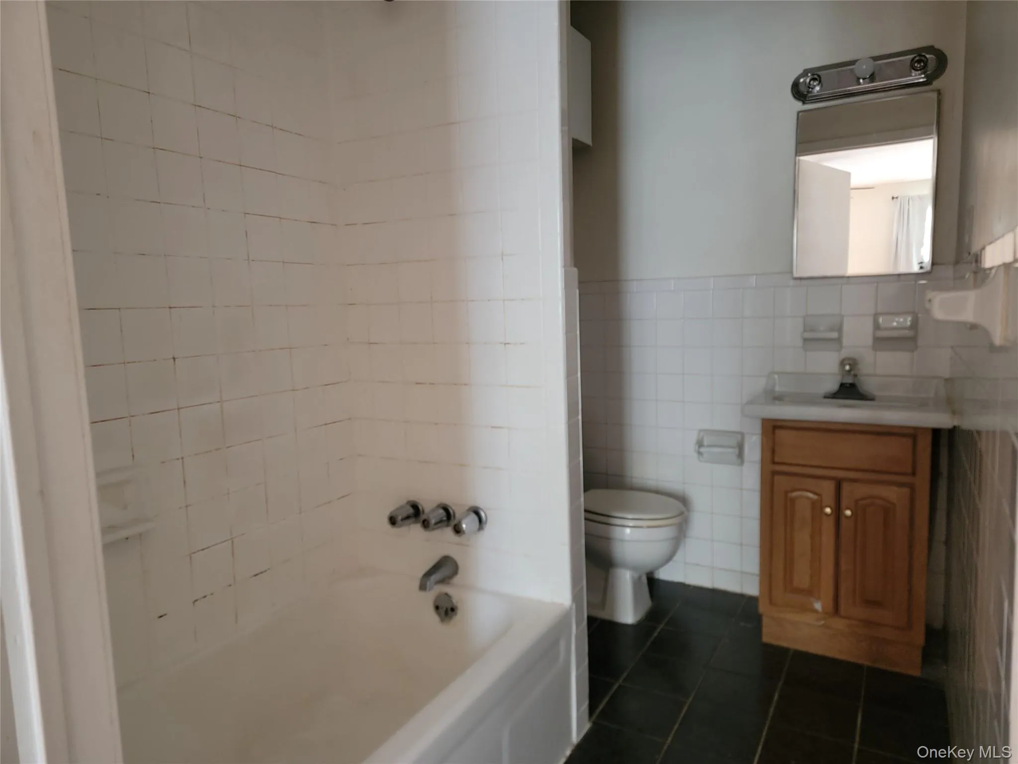206 Beach 102nd Street, New York, NY, 3 Rooms Rooms,1 BathroomBathrooms,Residential Lease,For Rent,Beach 102nd,0,982070 206 Beach 102nd Street, New York, NY, 3 Rooms Rooms,1 BathroomBathrooms,Residential Lease,For Rent,Beach 102nd,0,982070