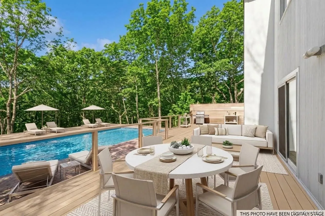 44 Diane Drive, East Hampton, New York 11937