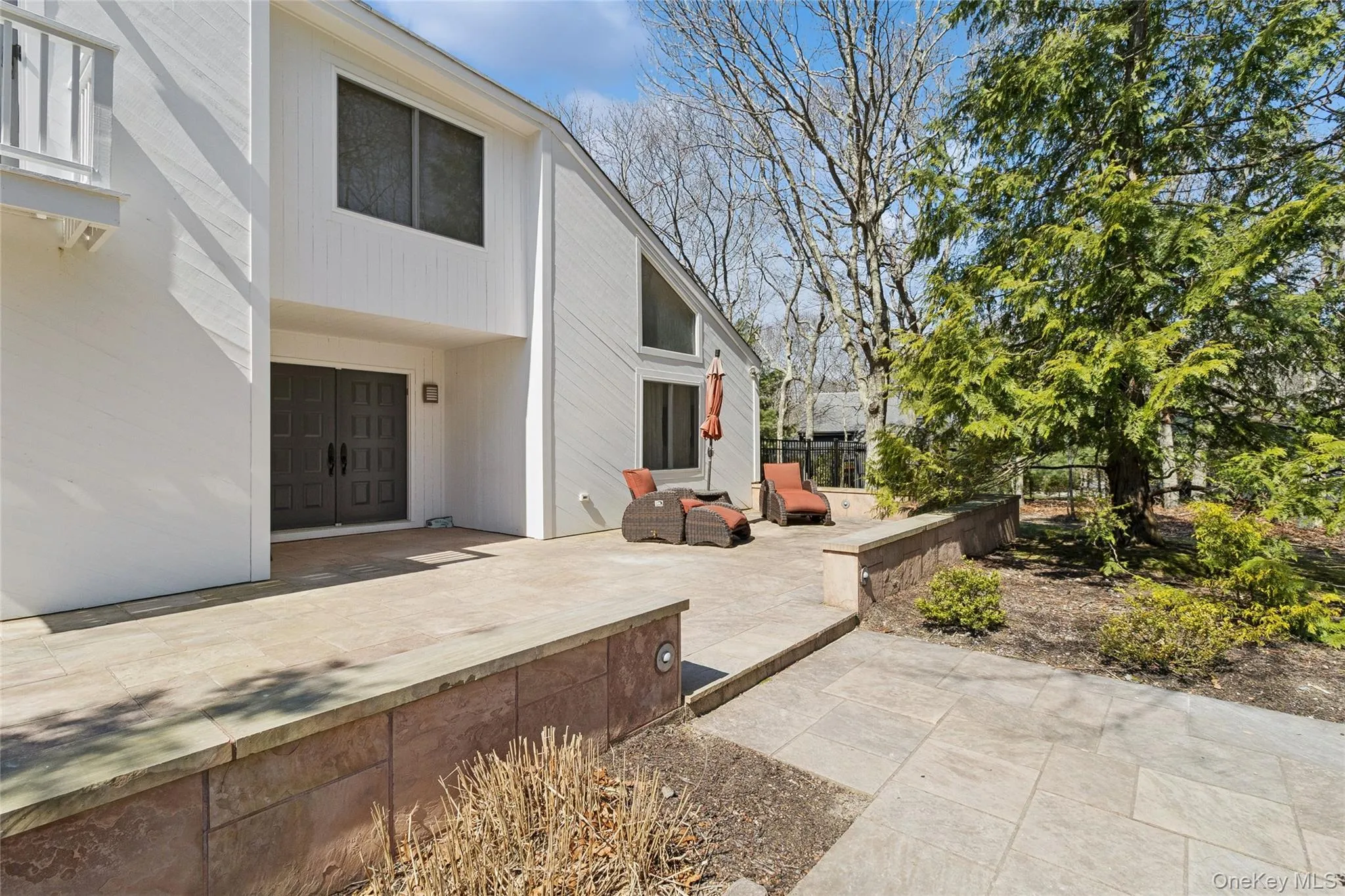 44 Diane Drive, East Hampton, New York 11937