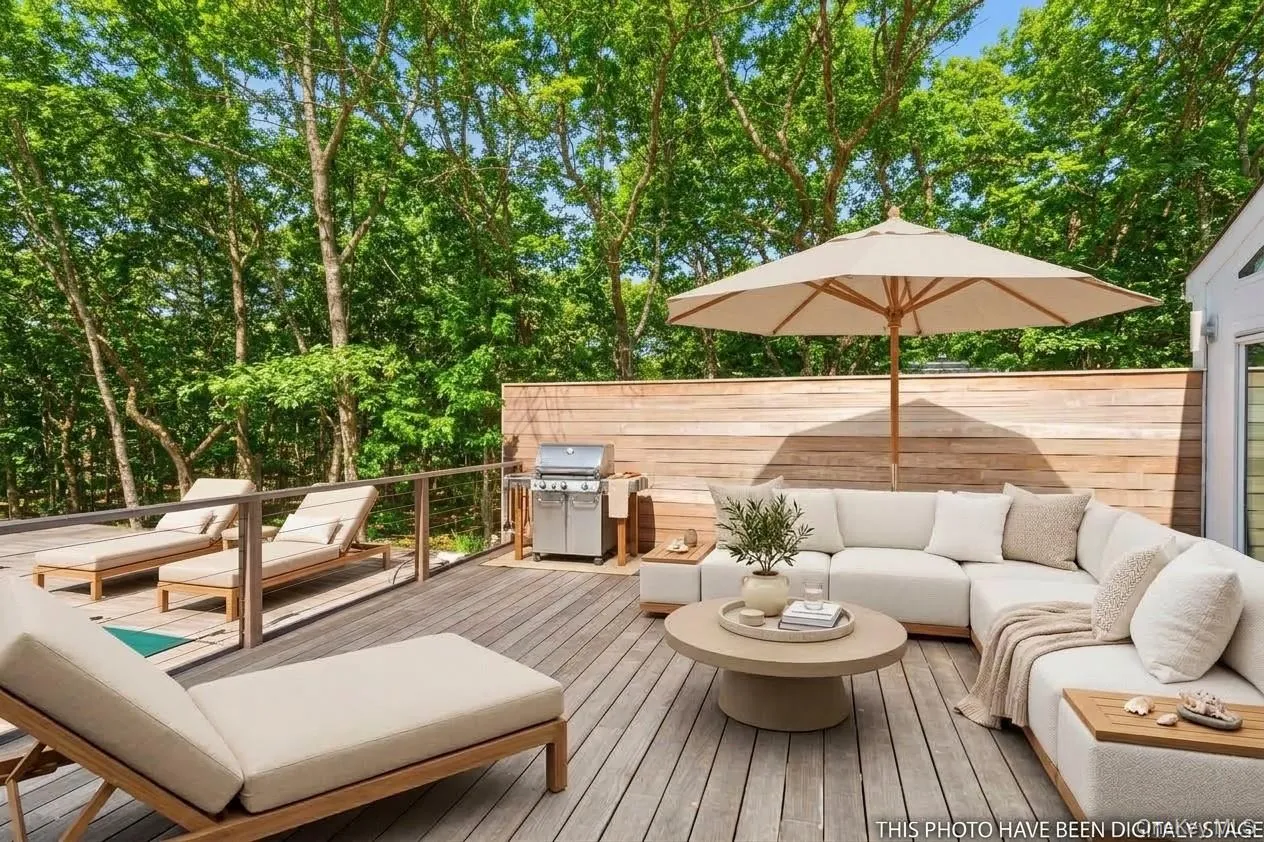 44 Diane Drive, East Hampton, New York 11937