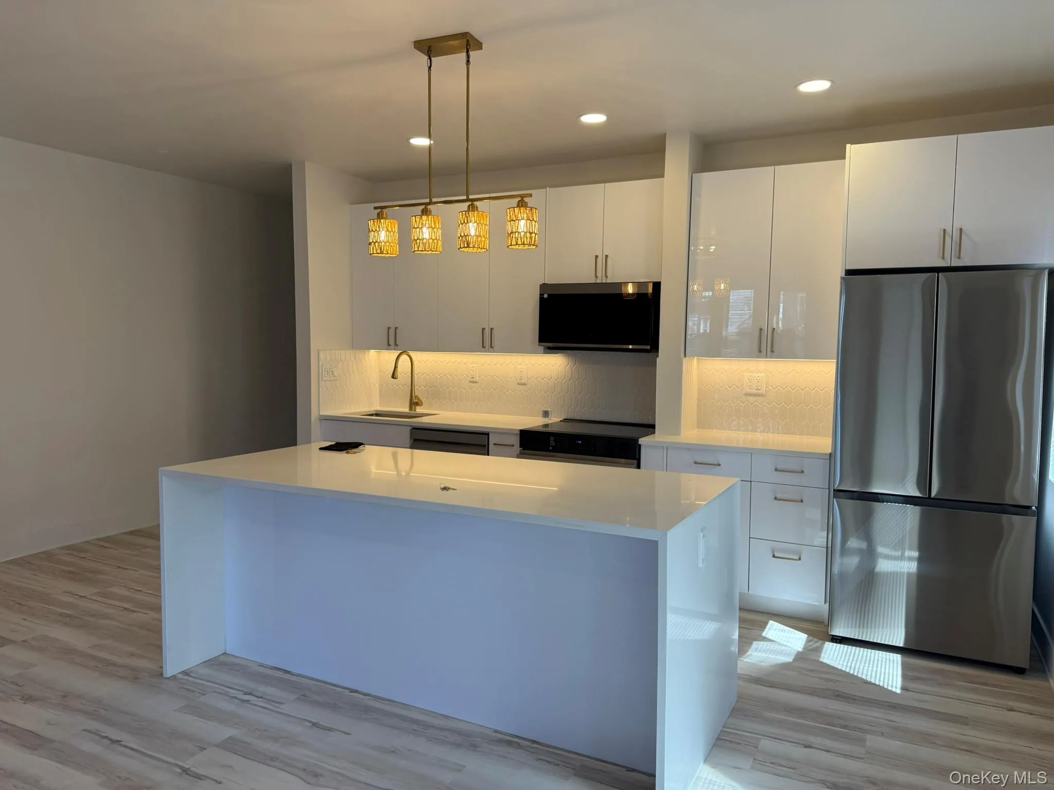 35-25 190th Street, New York, NY, 1 Bedroom Bedrooms, 4 Rooms Rooms,1 BathroomBathrooms,Residential Lease,For Rent,190th,0,982078 35-25 190th Street, New York, NY, 1 Bedroom Bedrooms, 4 Rooms Rooms,1 BathroomBathrooms,Residential Lease,For Rent,190th,0,982078