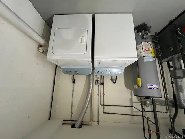 25 Norwood Road, North Hempstead, NY, 2 Bedrooms Bedrooms, 5 Rooms Rooms,2 BathroomsBathrooms,Residential Lease,For Rent,Norwood,0,982080 25 Norwood Road, North Hempstead, NY, 2 Bedrooms Bedrooms, 5 Rooms Rooms,2 BathroomsBathrooms,Residential Lease,For Rent,Norwood,0,982080