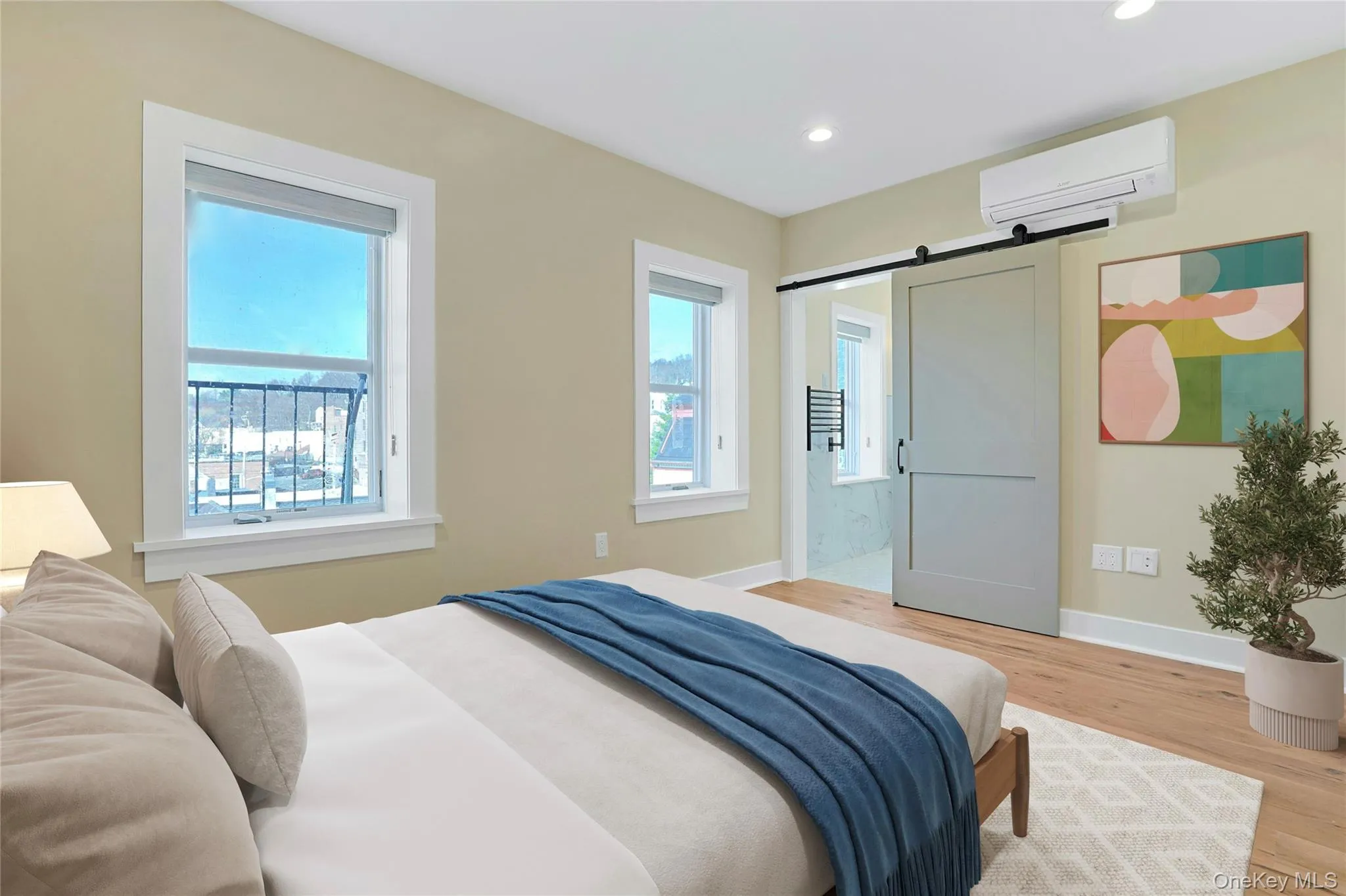 Virtually Staged bedroom with en-suite bathroom. Virtually Staged bedroom with en-suite bathroom.