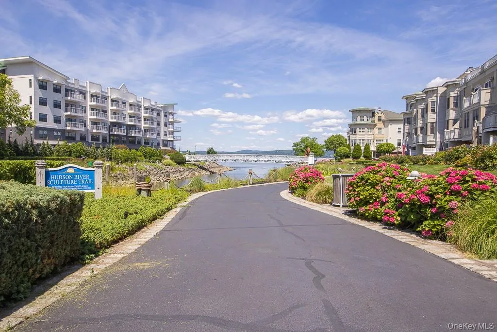 1321 Round Pointe Drive, Haverstraw, NY, 1 Bedroom Bedrooms, 5 Rooms Rooms,1 BathroomBathrooms,Residential Lease,For Rent,Round Pointe,0,982091 1321 Round Pointe Drive, Haverstraw, NY, 1 Bedroom Bedrooms, 5 Rooms Rooms,1 BathroomBathrooms,Residential Lease,For Rent,Round Pointe,0,982091