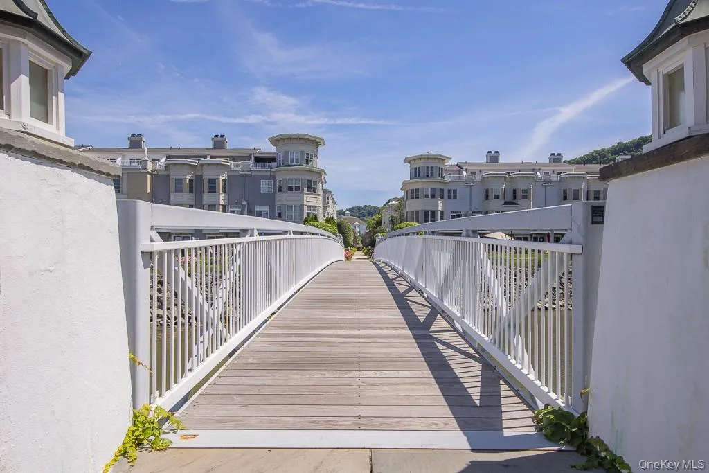 1321 Round Pointe Drive, Haverstraw, NY, 1 Bedroom Bedrooms, 5 Rooms Rooms,1 BathroomBathrooms,Residential Lease,For Rent,Round Pointe,0,982091 1321 Round Pointe Drive, Haverstraw, NY, 1 Bedroom Bedrooms, 5 Rooms Rooms,1 BathroomBathrooms,Residential Lease,For Rent,Round Pointe,0,982091