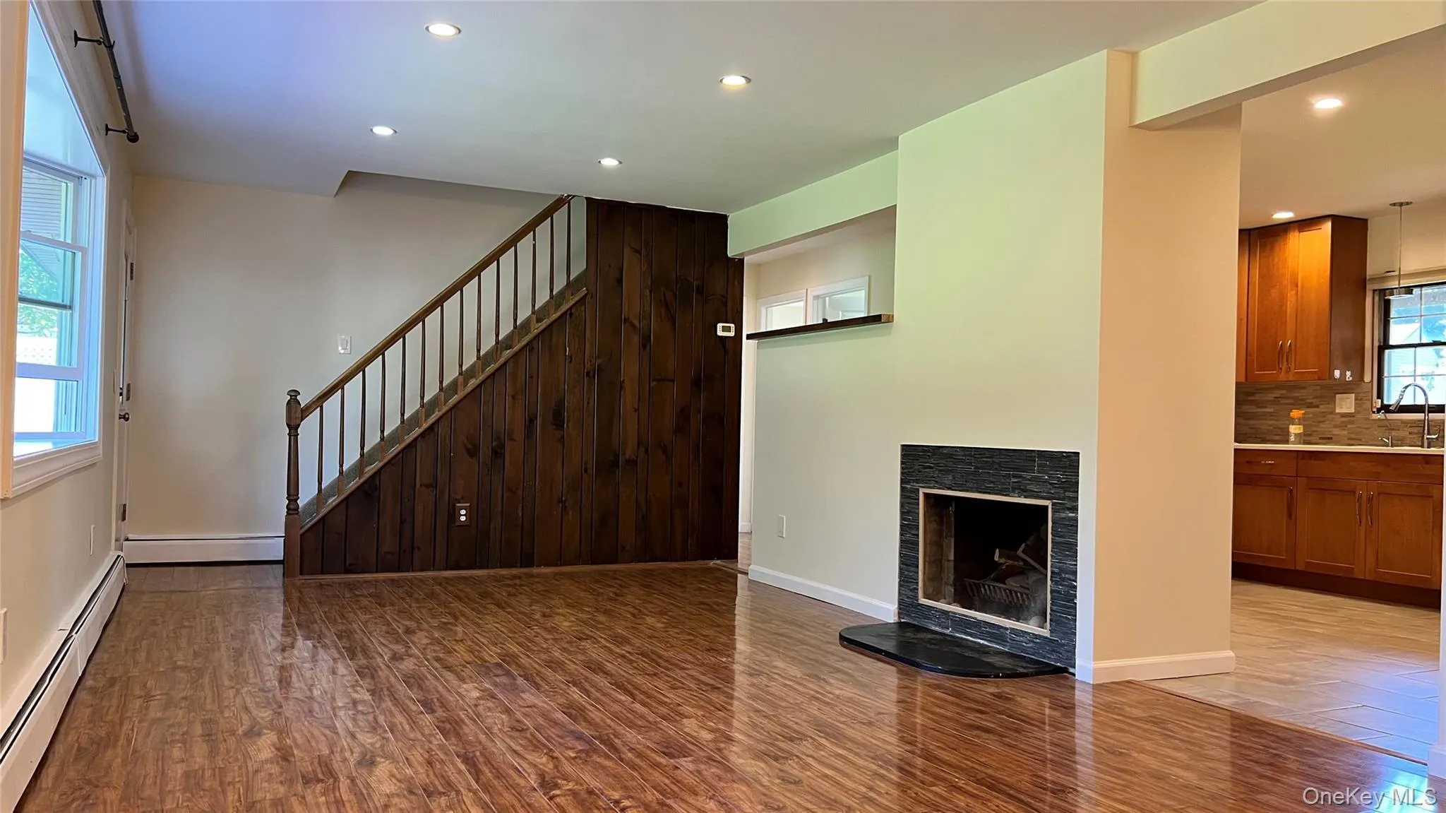 43 Flagstone Lane, Hempstead, NY, 4 Bedrooms Bedrooms, 7 Rooms Rooms,1 BathroomBathrooms,Residential Lease,For Rent,Flagstone,0,982092 43 Flagstone Lane, Hempstead, NY, 4 Bedrooms Bedrooms, 7 Rooms Rooms,1 BathroomBathrooms,Residential Lease,For Rent,Flagstone,0,982092