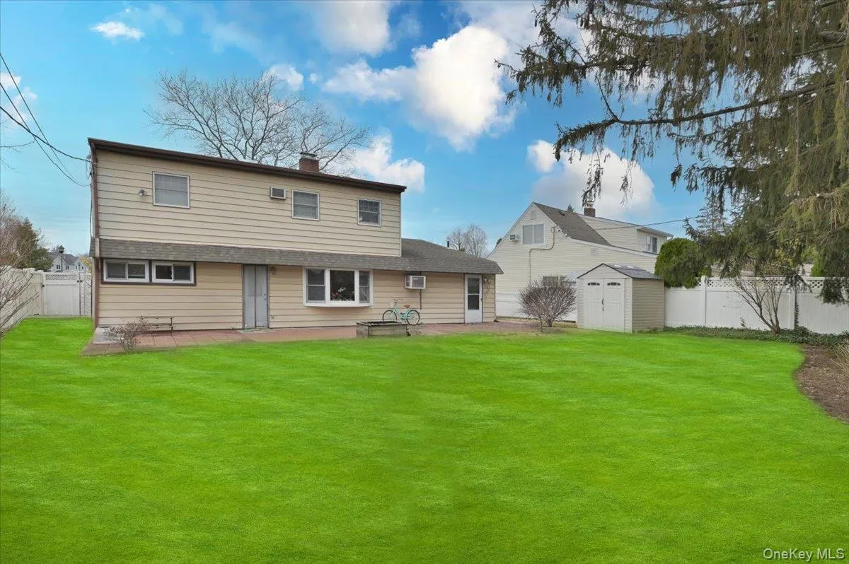 43 Flagstone Lane, Hempstead, NY, 4 Bedrooms Bedrooms, 7 Rooms Rooms,1 BathroomBathrooms,Residential Lease,For Rent,Flagstone,0,982092 43 Flagstone Lane, Hempstead, NY, 4 Bedrooms Bedrooms, 7 Rooms Rooms,1 BathroomBathrooms,Residential Lease,For Rent,Flagstone,0,982092