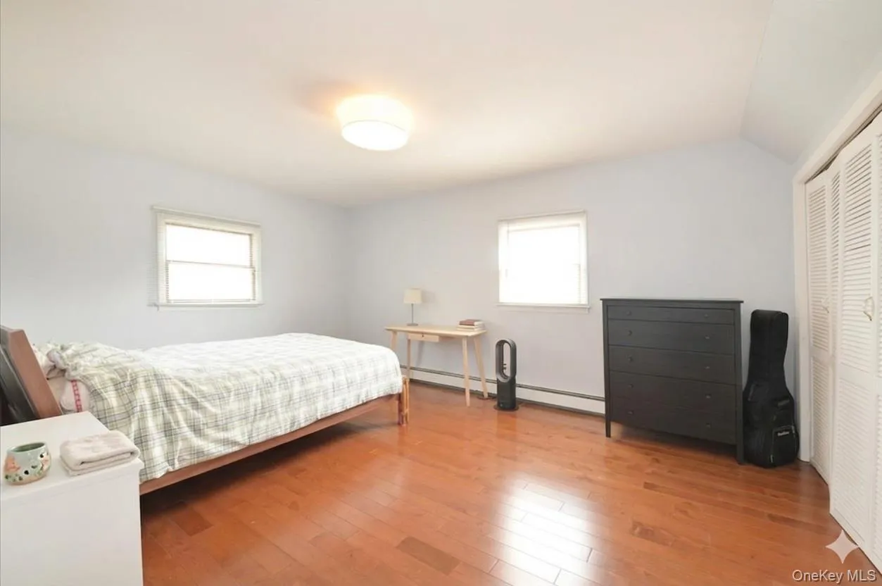 43 Flagstone Lane, Hempstead, NY, 5 Bedrooms Bedrooms, 7 Rooms Rooms,1 BathroomBathrooms,Residential Lease,For Rent,Flagstone,0,982092 43 Flagstone Lane, Hempstead, NY, 5 Bedrooms Bedrooms, 7 Rooms Rooms,1 BathroomBathrooms,Residential Lease,For Rent,Flagstone,0,982092
