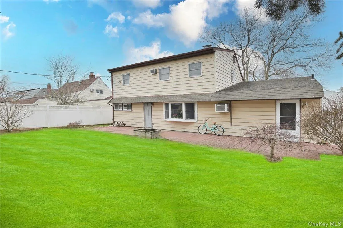 43 Flagstone Lane, Hempstead, NY, 4 Bedrooms Bedrooms, 7 Rooms Rooms,1 BathroomBathrooms,Residential Lease,For Rent,Flagstone,0,982092 43 Flagstone Lane, Hempstead, NY, 4 Bedrooms Bedrooms, 7 Rooms Rooms,1 BathroomBathrooms,Residential Lease,For Rent,Flagstone,0,982092