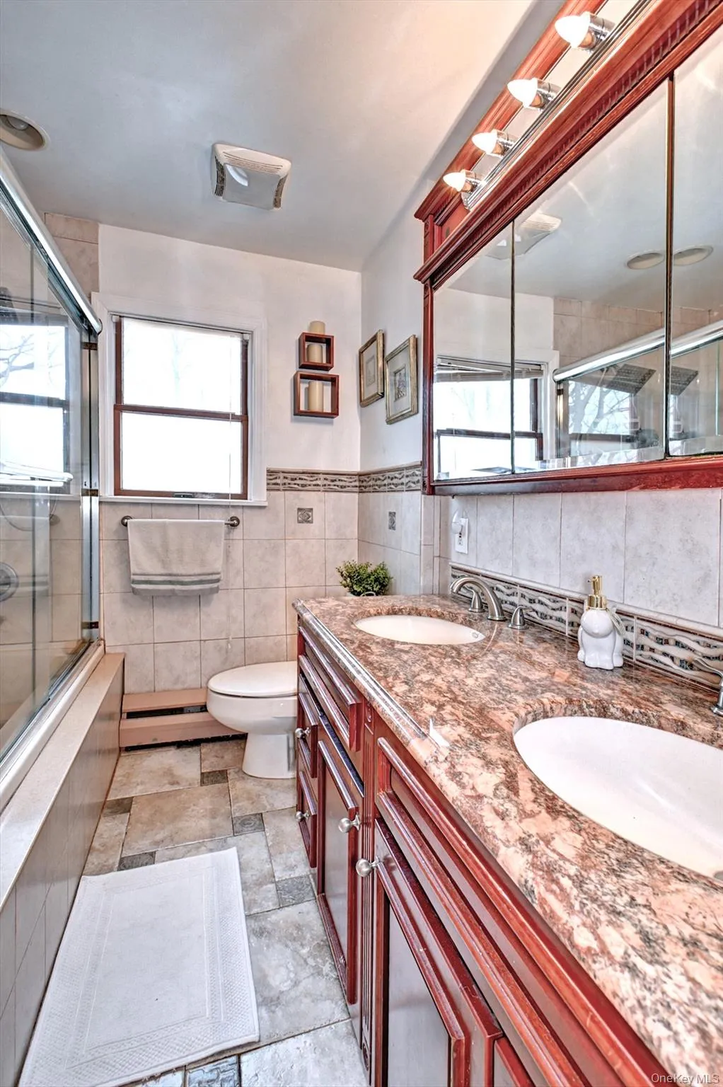12 Bruce Lane, Smithtown, NY, 4 Bedrooms Bedrooms, 8 Rooms Rooms,2 BathroomsBathrooms,Residential,For Rent,Bruce,0,982095 12 Bruce Lane, Smithtown, NY, 4 Bedrooms Bedrooms, 8 Rooms Rooms,2 BathroomsBathrooms,Residential,For Rent,Bruce,0,982095