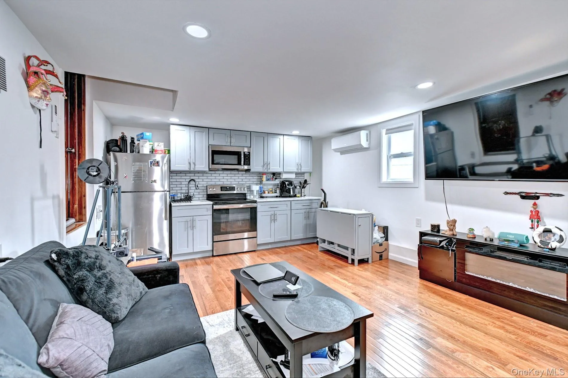 12 Bruce Lane, Smithtown, NY, 4 Bedrooms Bedrooms, 8 Rooms Rooms,2 BathroomsBathrooms,Residential,For Rent,Bruce,0,982095 12 Bruce Lane, Smithtown, NY, 4 Bedrooms Bedrooms, 8 Rooms Rooms,2 BathroomsBathrooms,Residential,For Rent,Bruce,0,982095