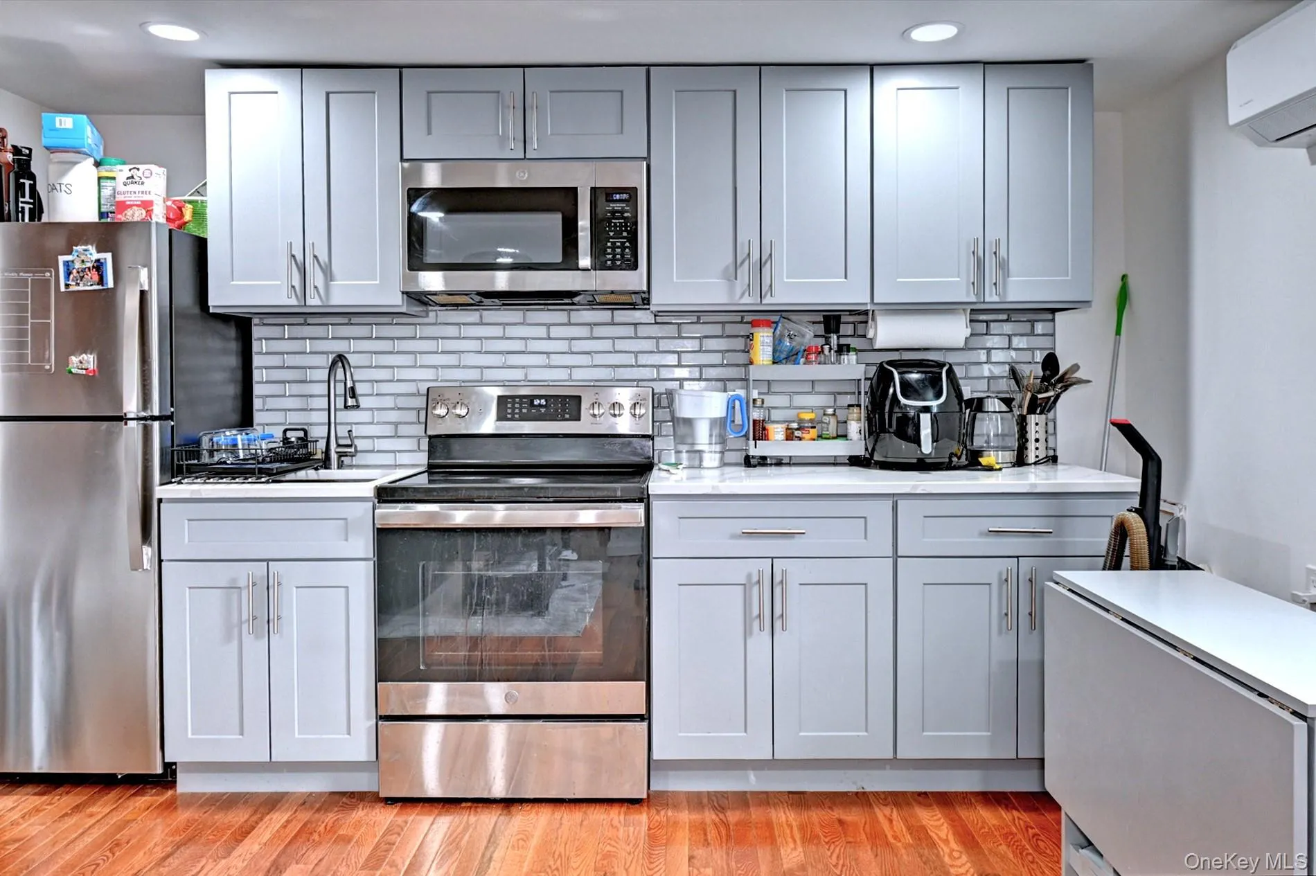 12 Bruce Lane, Smithtown, NY, 4 Bedrooms Bedrooms, 8 Rooms Rooms,2 BathroomsBathrooms,Residential,For Rent,Bruce,0,982095 12 Bruce Lane, Smithtown, NY, 4 Bedrooms Bedrooms, 8 Rooms Rooms,2 BathroomsBathrooms,Residential,For Rent,Bruce,0,982095