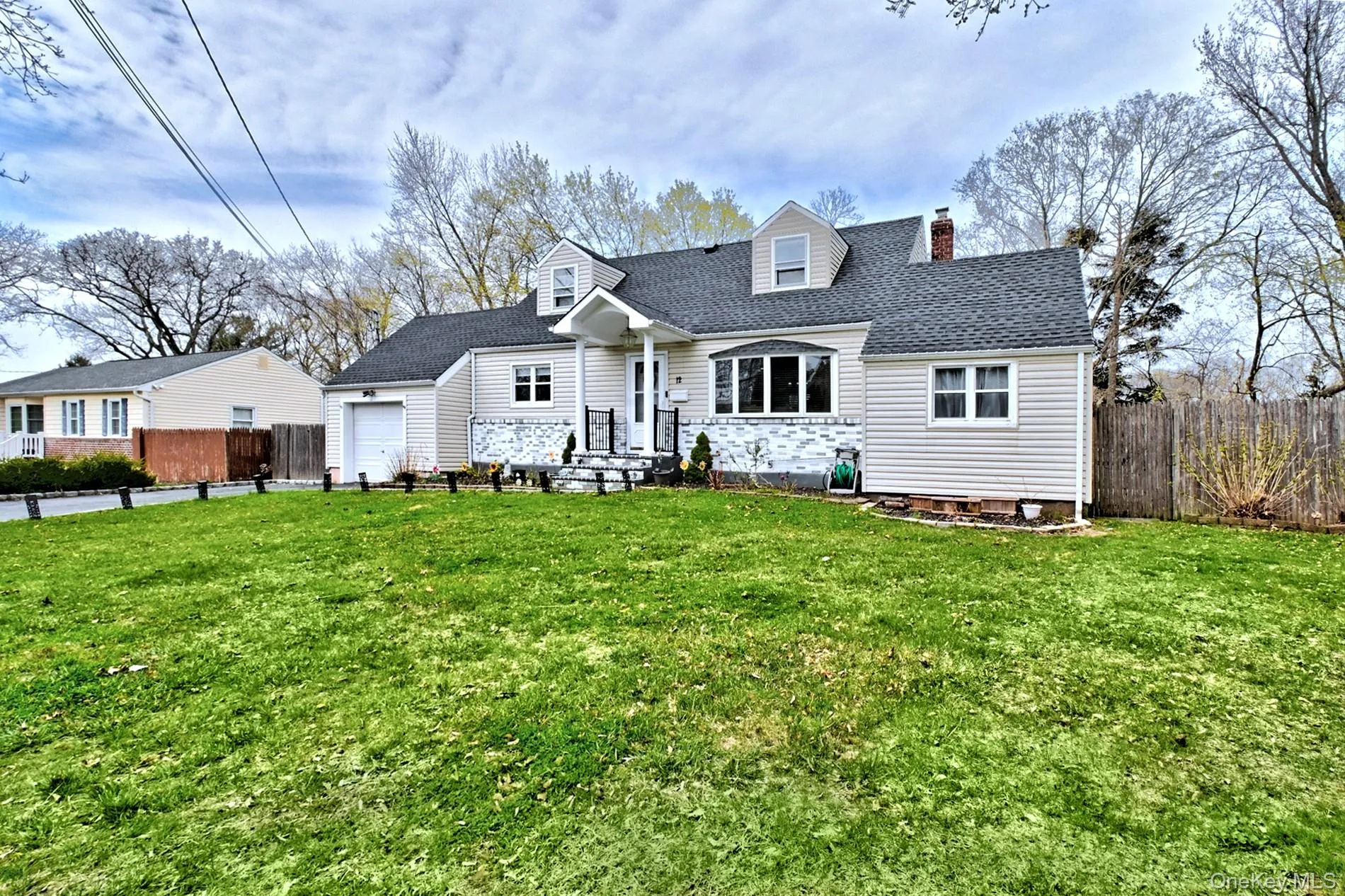 12 Bruce Lane, Smithtown, NY, 4 Bedrooms Bedrooms, 8 Rooms Rooms,2 BathroomsBathrooms,Residential,For Rent,Bruce,0,982095 12 Bruce Lane, Smithtown, NY, 4 Bedrooms Bedrooms, 8 Rooms Rooms,2 BathroomsBathrooms,Residential,For Rent,Bruce,0,982095