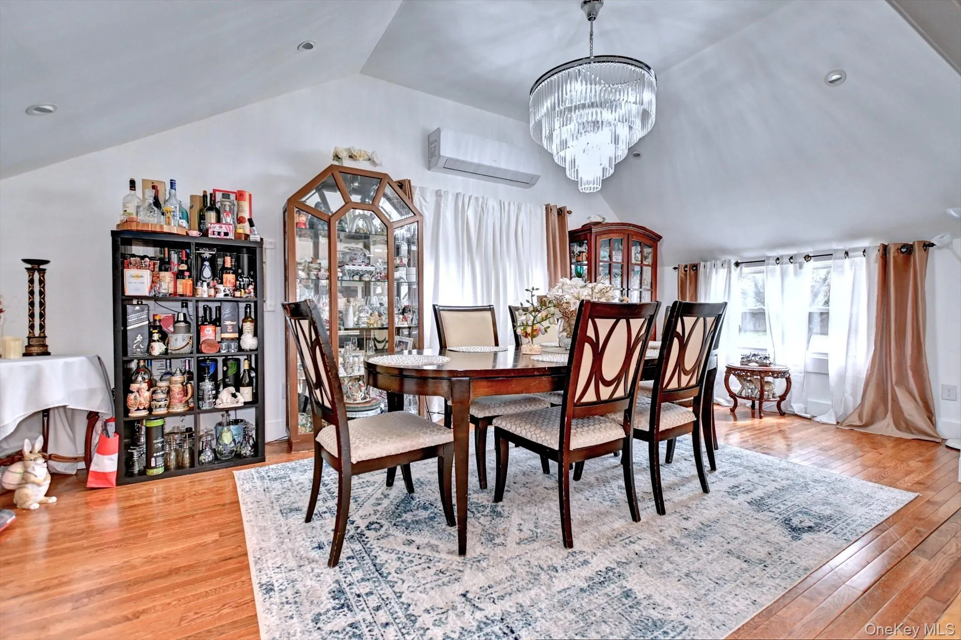 12 Bruce Lane, Smithtown, NY, 4 Bedrooms Bedrooms, 8 Rooms Rooms,2 BathroomsBathrooms,Residential,For Rent,Bruce,0,982095 12 Bruce Lane, Smithtown, NY, 4 Bedrooms Bedrooms, 8 Rooms Rooms,2 BathroomsBathrooms,Residential,For Rent,Bruce,0,982095