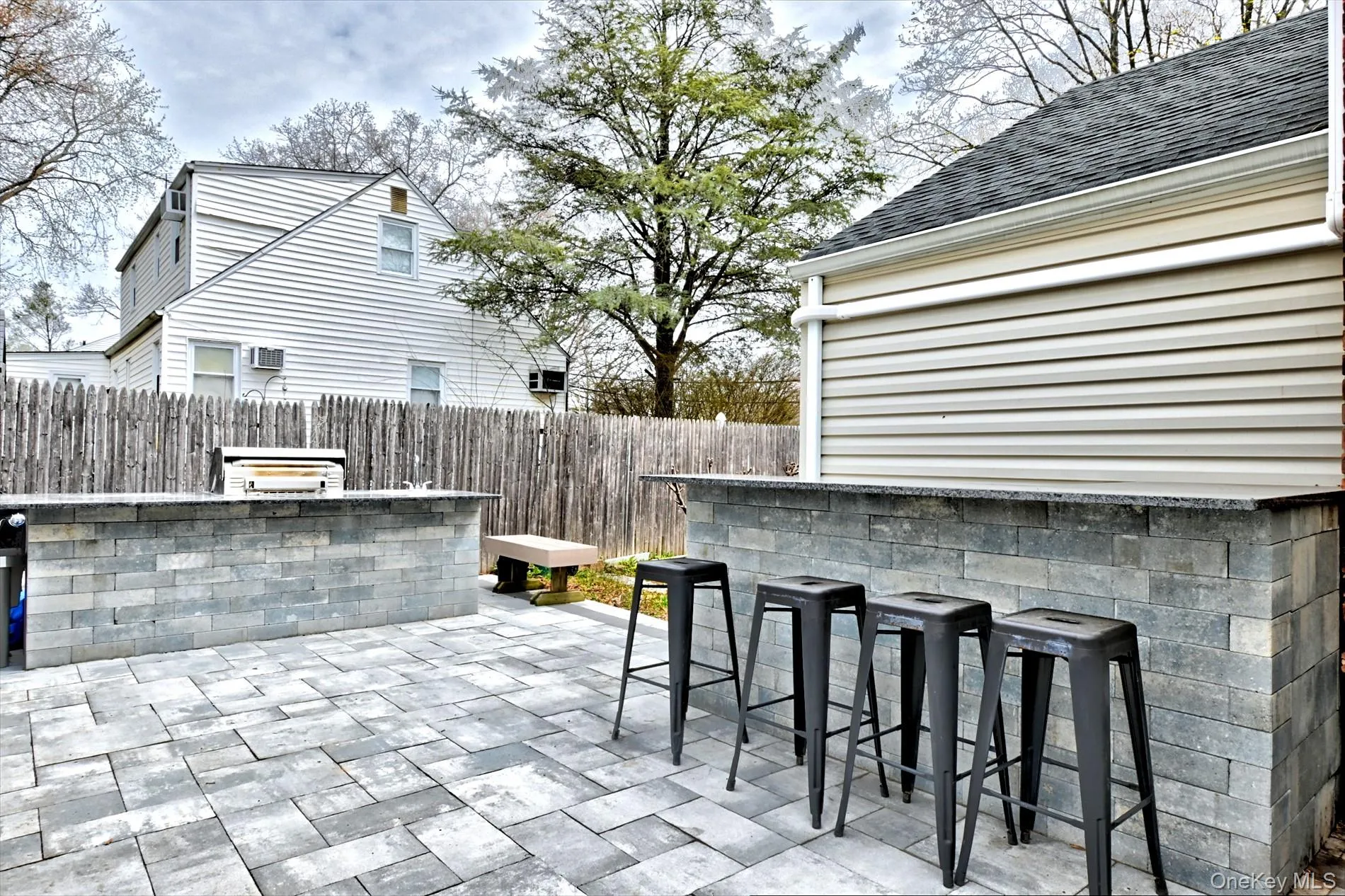 12 Bruce Lane, Smithtown, NY, 4 Bedrooms Bedrooms, 8 Rooms Rooms,2 BathroomsBathrooms,Residential,For Rent,Bruce,0,982095 12 Bruce Lane, Smithtown, NY, 4 Bedrooms Bedrooms, 8 Rooms Rooms,2 BathroomsBathrooms,Residential,For Rent,Bruce,0,982095