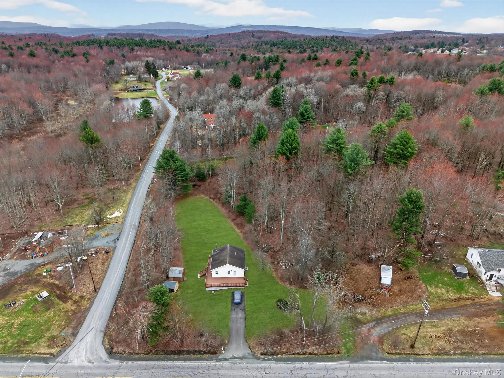 28 Divine Corners Road, Fallsburg, NY, 2 Bedrooms Bedrooms, 5 Rooms Rooms,1 BathroomBathrooms,Residential,For Rent,Divine Corners,0,982101 28 Divine Corners Road, Fallsburg, NY, 2 Bedrooms Bedrooms, 5 Rooms Rooms,1 BathroomBathrooms,Residential,For Rent,Divine Corners,0,982101