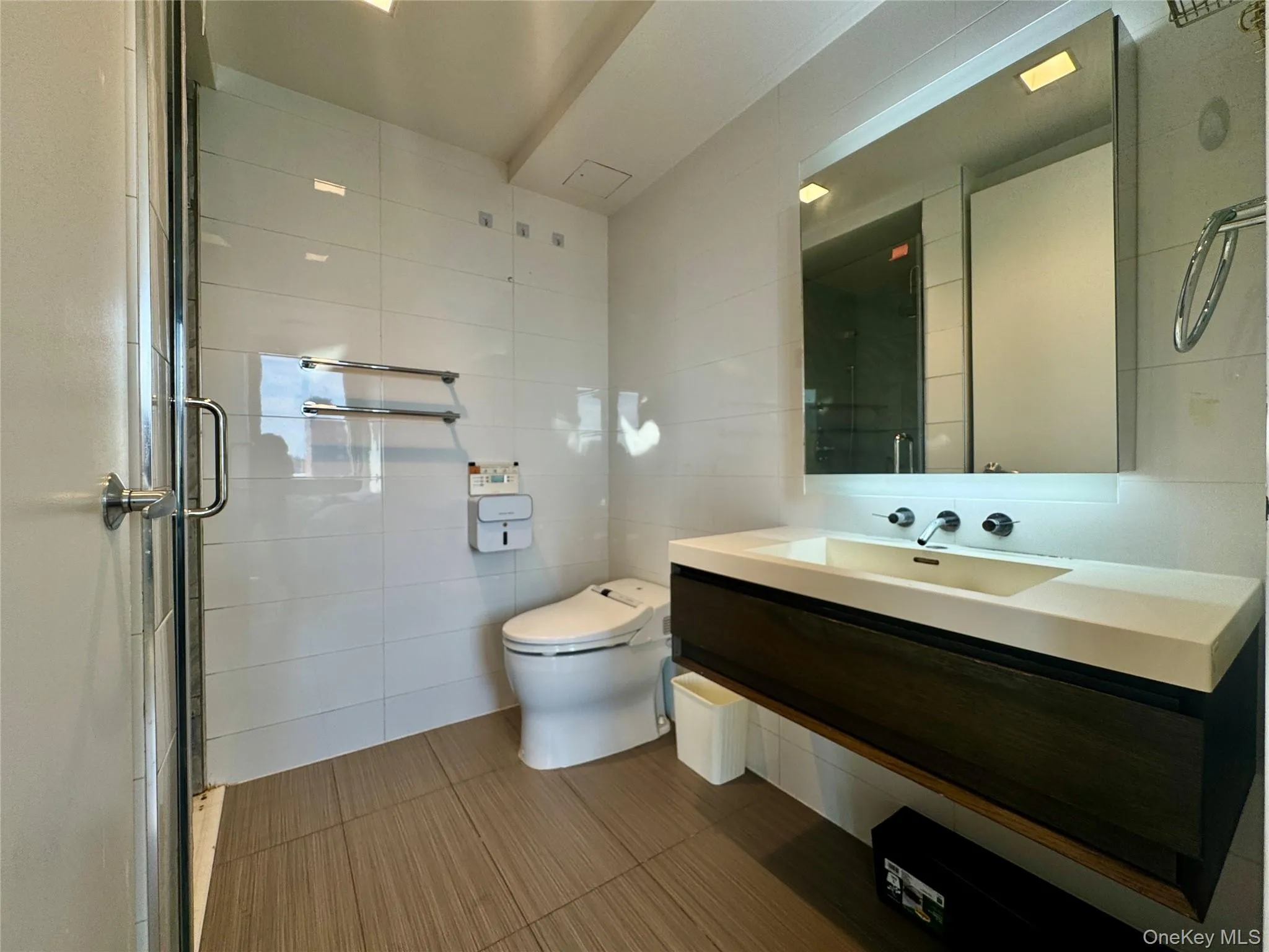 3916 Prince Street, New York, NY, 1 Bedroom Bedrooms, 4 Rooms Rooms,1 BathroomBathrooms,Residential Lease,For Rent,Prince,0,982102 3916 Prince Street, New York, NY, 1 Bedroom Bedrooms, 4 Rooms Rooms,1 BathroomBathrooms,Residential Lease,For Rent,Prince,0,982102