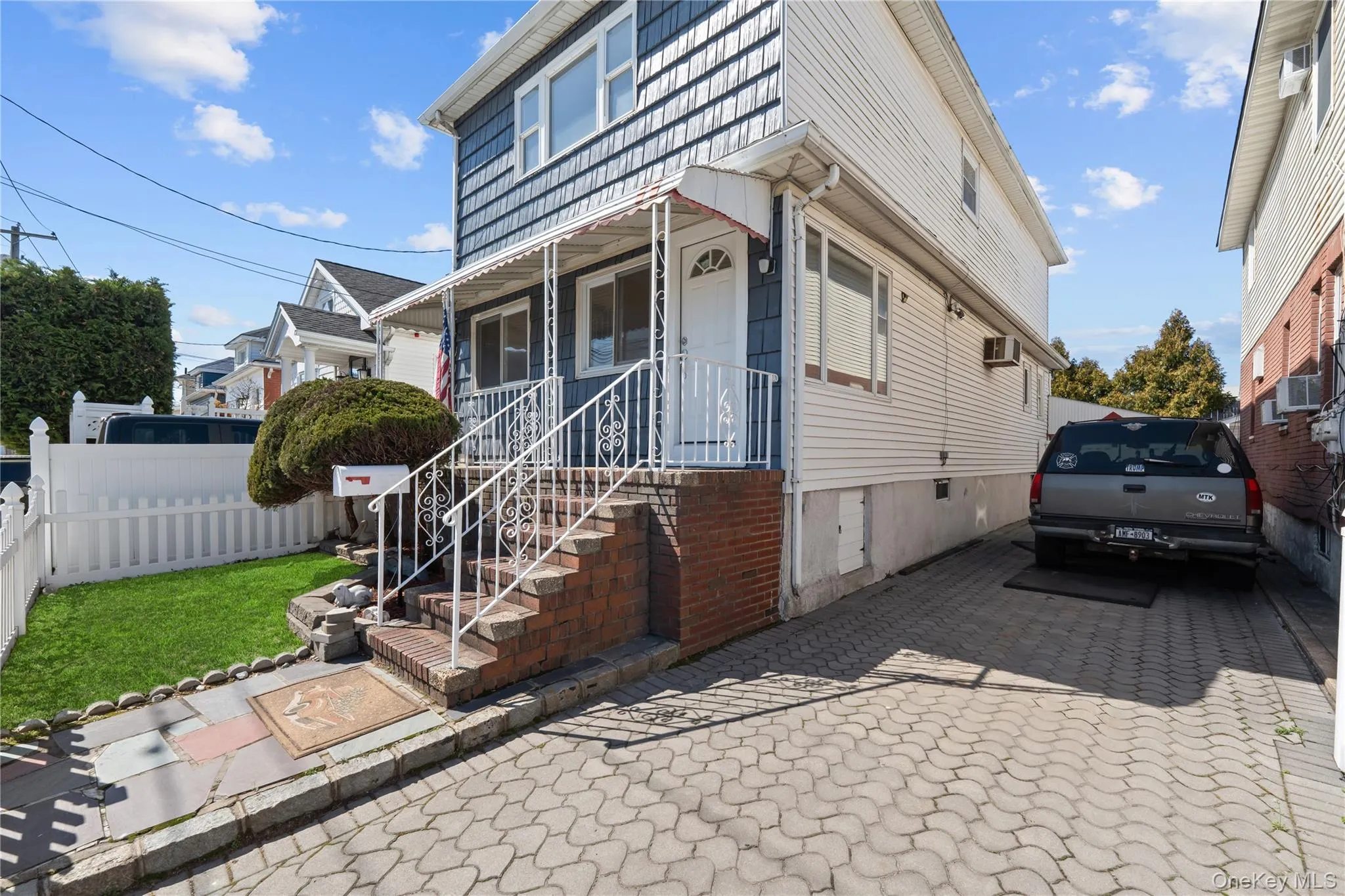 224 Broadway, Hempstead, NY, 4 Bedrooms Bedrooms, 11 Rooms Rooms,2 BathroomsBathrooms,Residential,For Rent,Broadway,0,982103 224 Broadway, Hempstead, NY, 4 Bedrooms Bedrooms, 11 Rooms Rooms,2 BathroomsBathrooms,Residential,For Rent,Broadway,0,982103