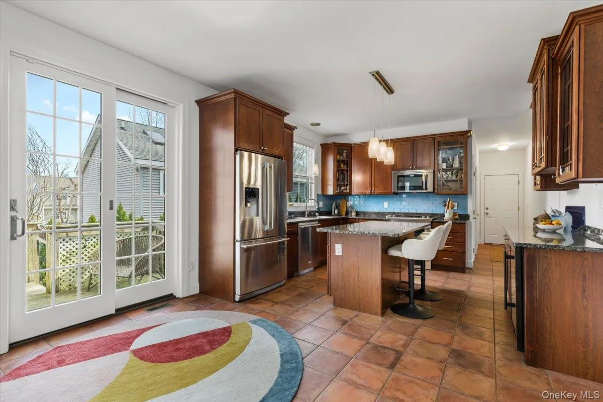 90 Central Avenue, Rye City, NY, 4 Bedrooms Bedrooms, 10 Rooms Rooms,2 BathroomsBathrooms,Residential Lease,For Rent,Central,0,982113 90 Central Avenue, Rye City, NY, 4 Bedrooms Bedrooms, 10 Rooms Rooms,2 BathroomsBathrooms,Residential Lease,For Rent,Central,0,982113