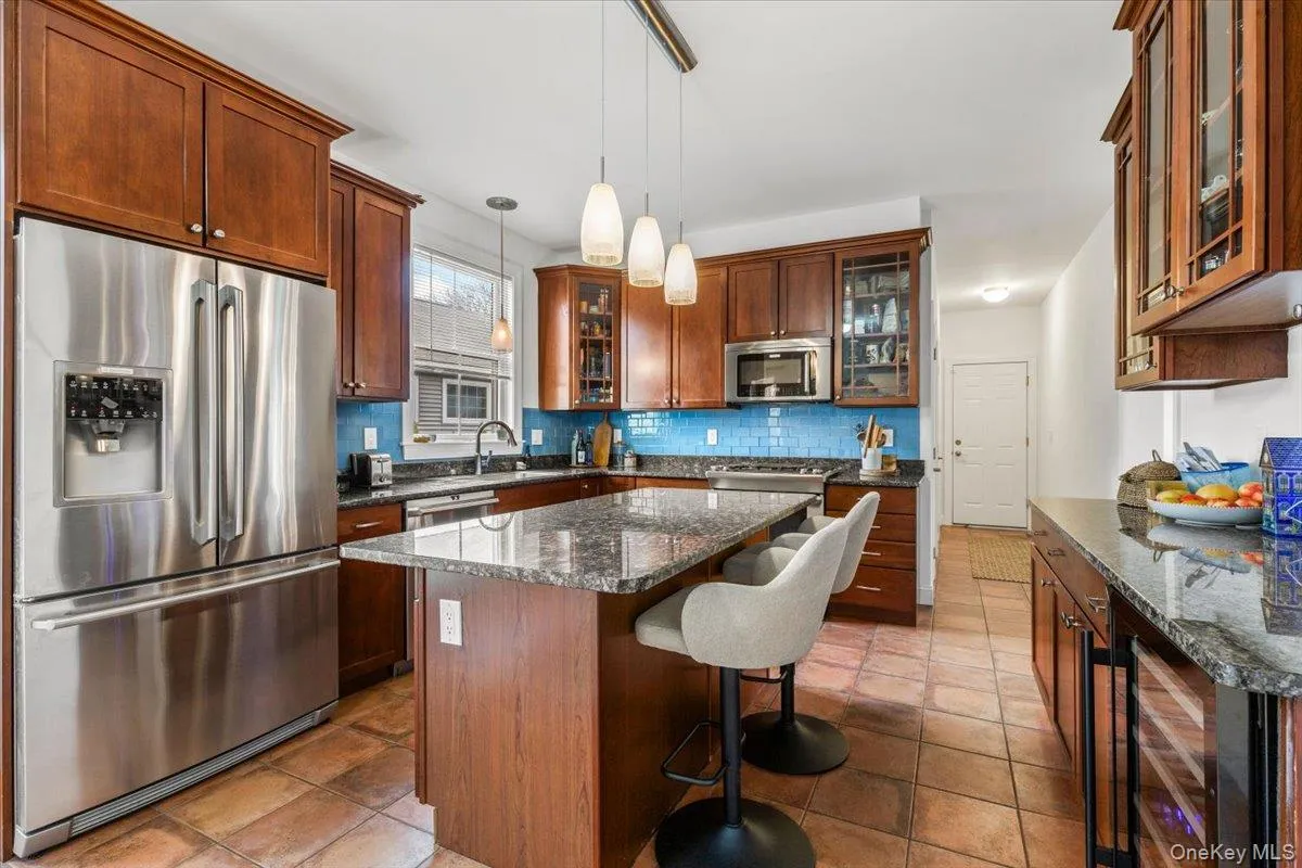 90 Central Avenue, Rye City, NY, 4 Bedrooms Bedrooms, 10 Rooms Rooms,2 BathroomsBathrooms,Residential Lease,For Rent,Central,0,982113 90 Central Avenue, Rye City, NY, 4 Bedrooms Bedrooms, 10 Rooms Rooms,2 BathroomsBathrooms,Residential Lease,For Rent,Central,0,982113