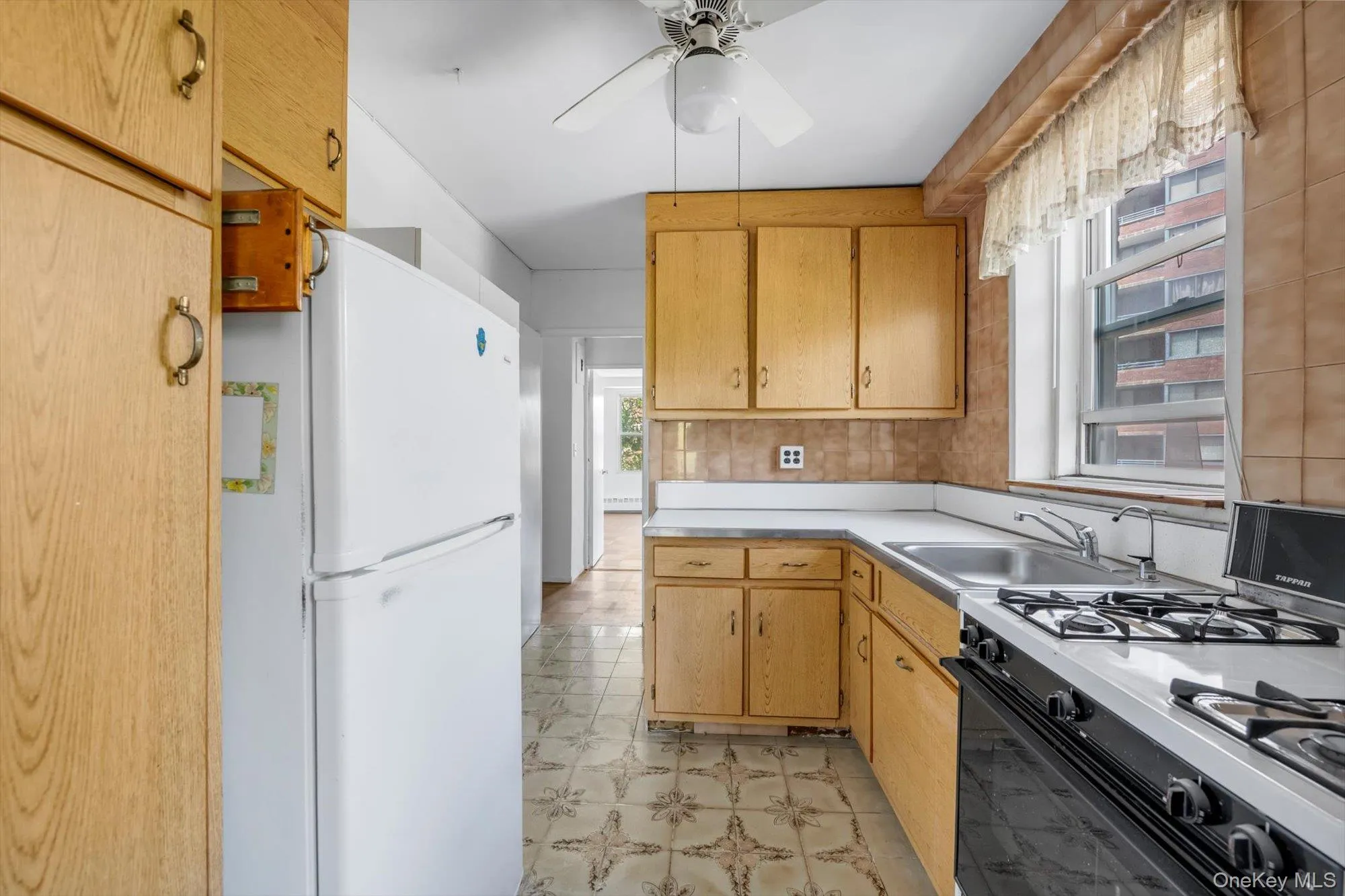 97-10 62 Drive, New York, NY, 2 Bedrooms Bedrooms, 4 Rooms Rooms,1 BathroomBathrooms,Residential,For Rent,62,0,982118 97-10 62 Drive, New York, NY, 2 Bedrooms Bedrooms, 4 Rooms Rooms,1 BathroomBathrooms,Residential,For Rent,62,0,982118